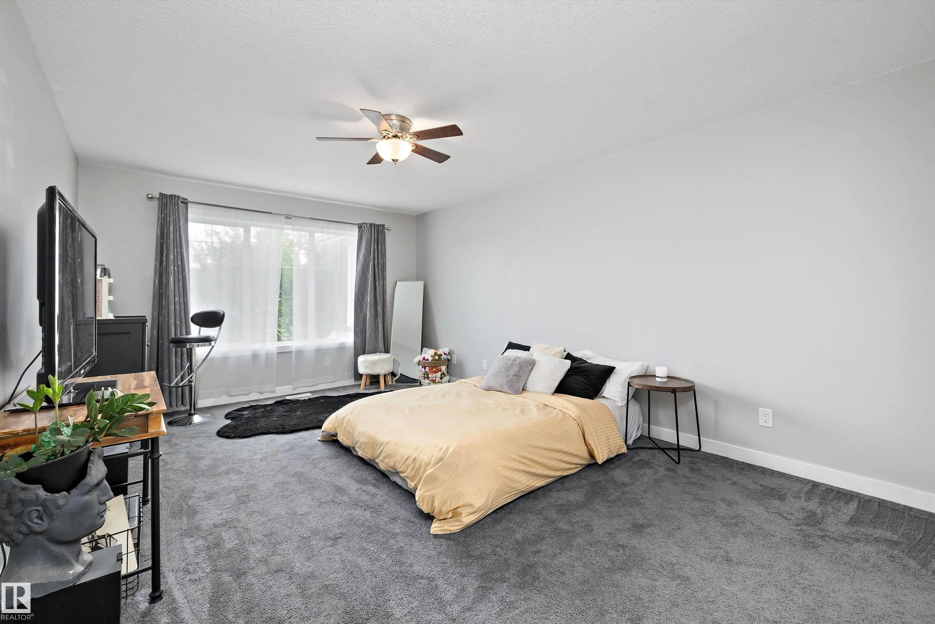 48 SIERRA Wynd