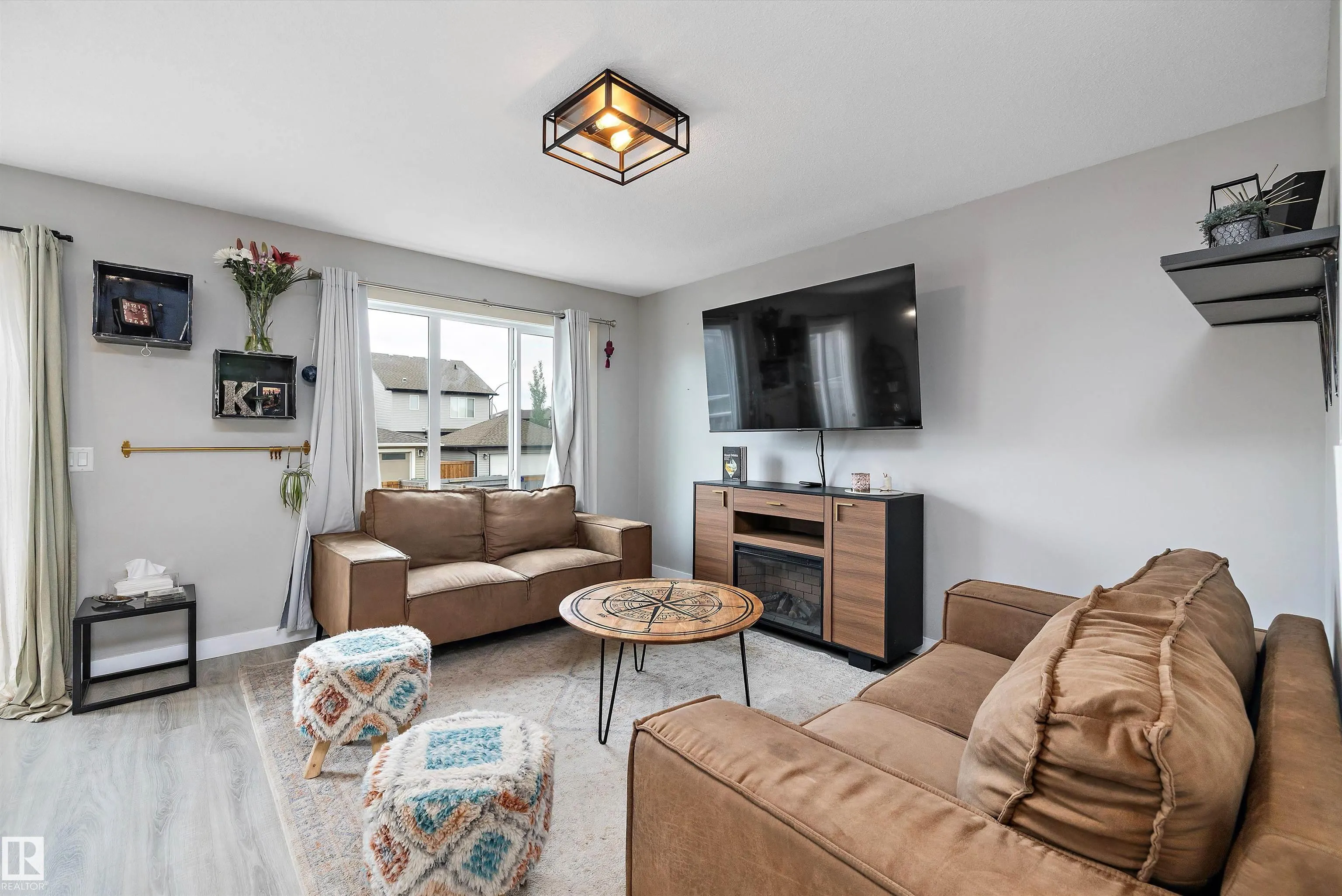 48 SIERRA Wynd