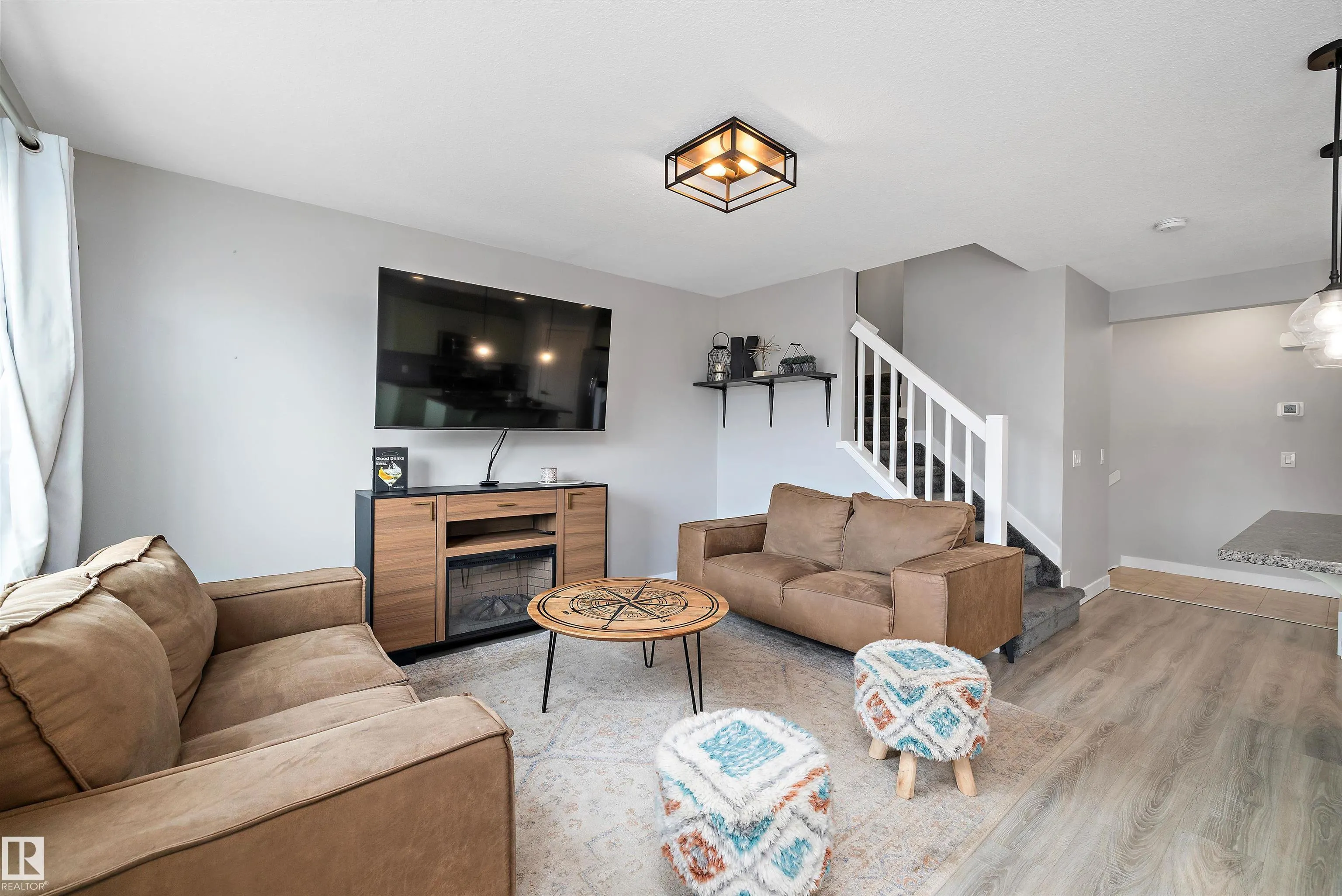 48 SIERRA Wynd