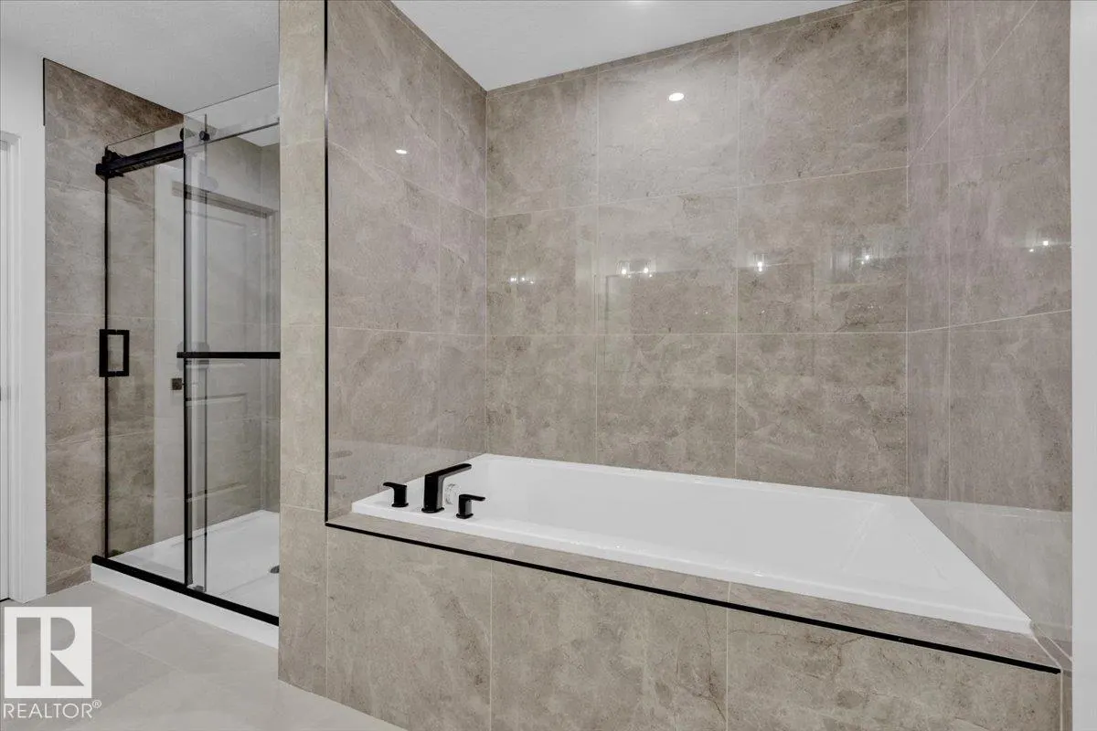 1119 GYRFALCON Crescent