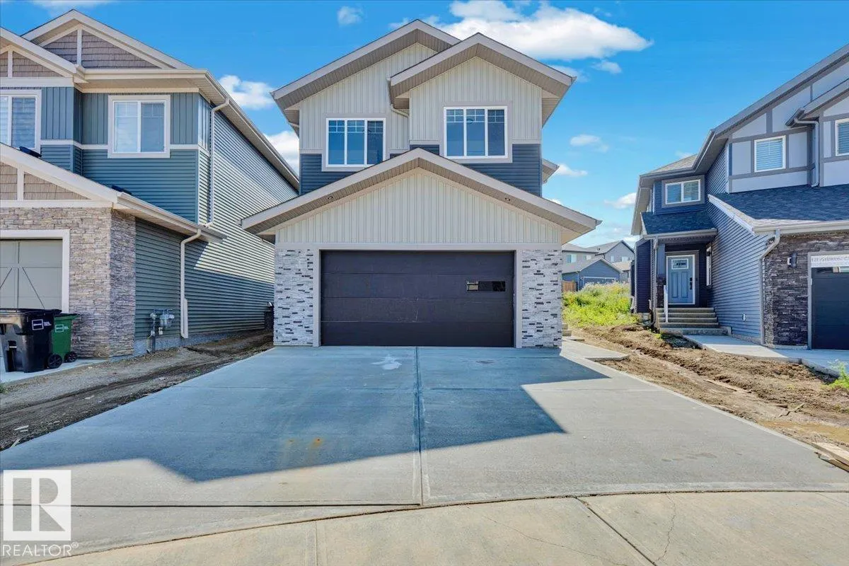 1119 GYRFALCON Crescent