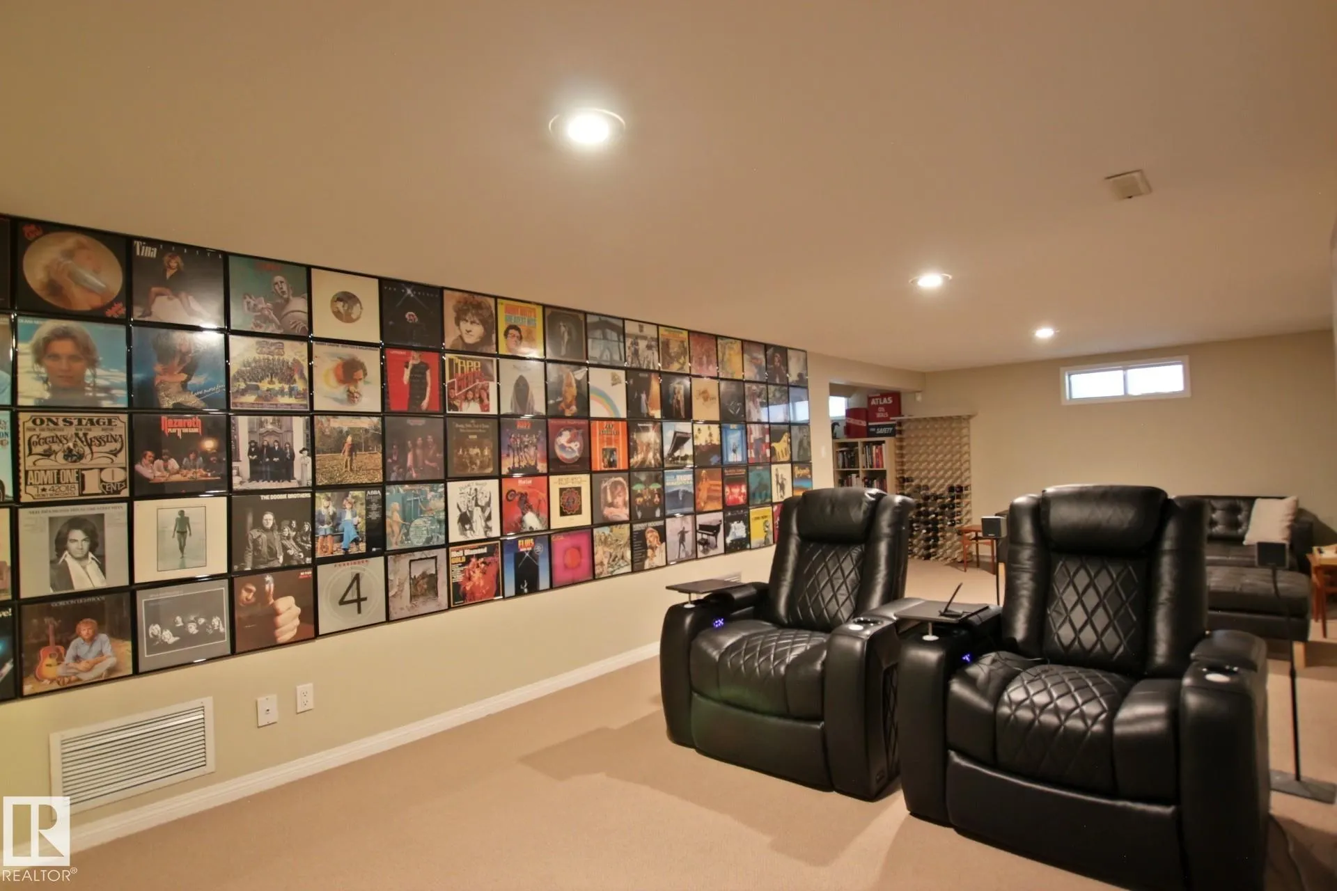 159 LAURIER Drive