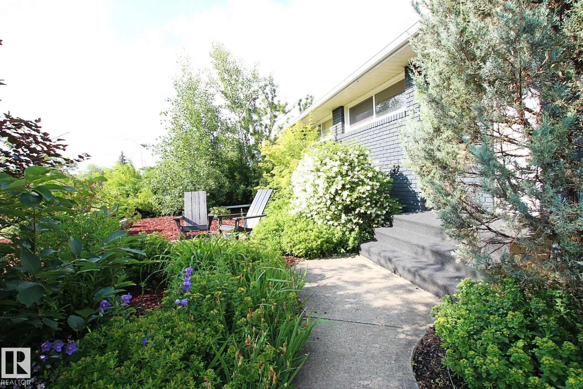 159 LAURIER Drive