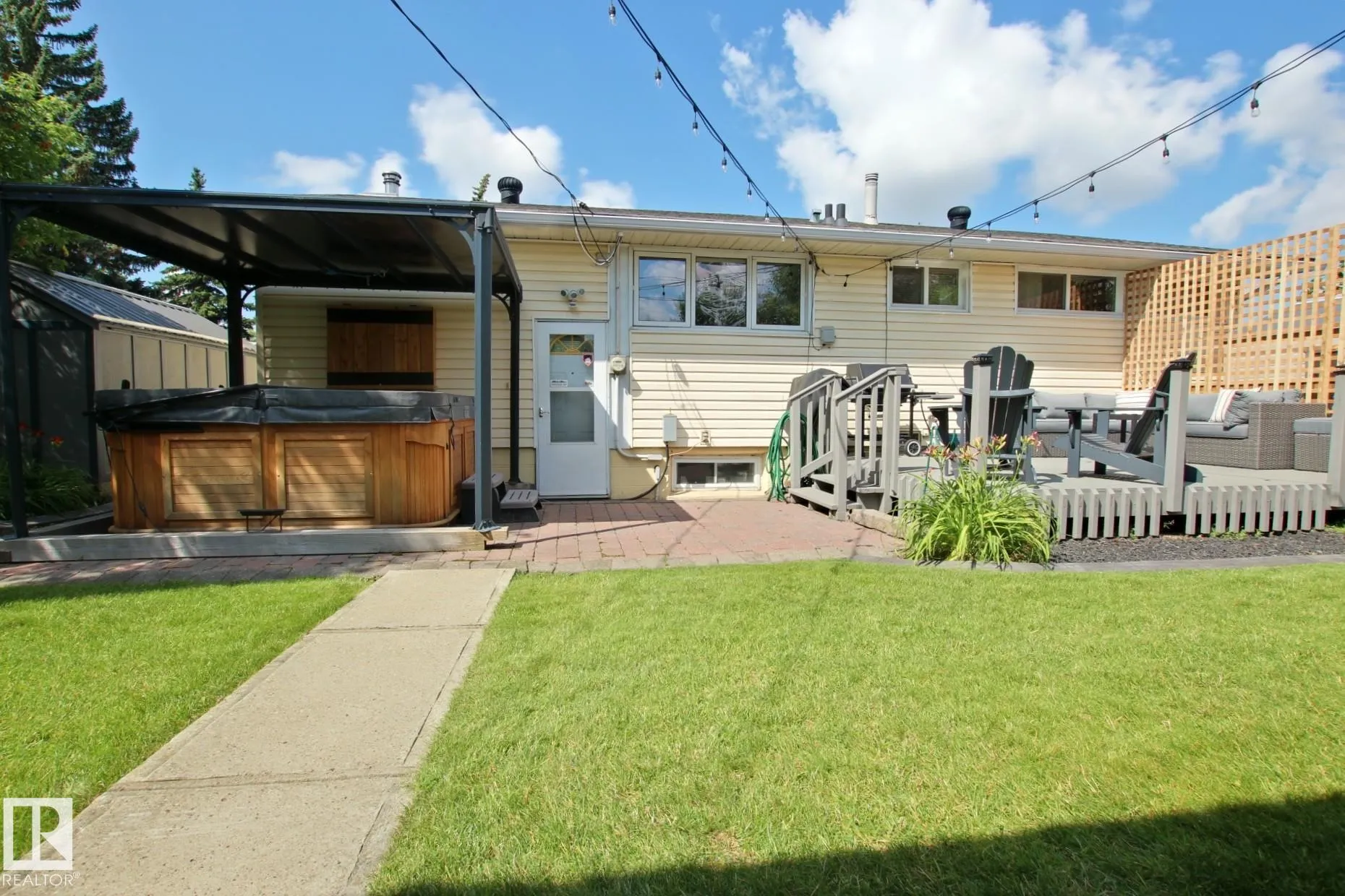 159 LAURIER Drive