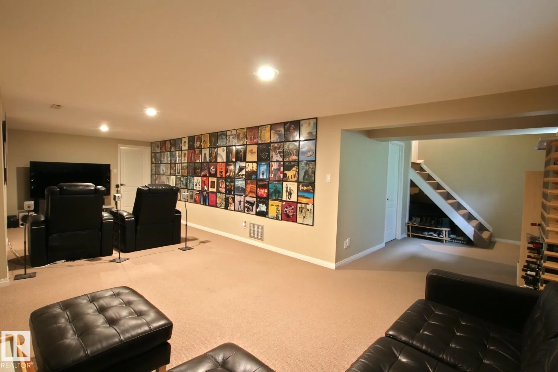 159 LAURIER Drive