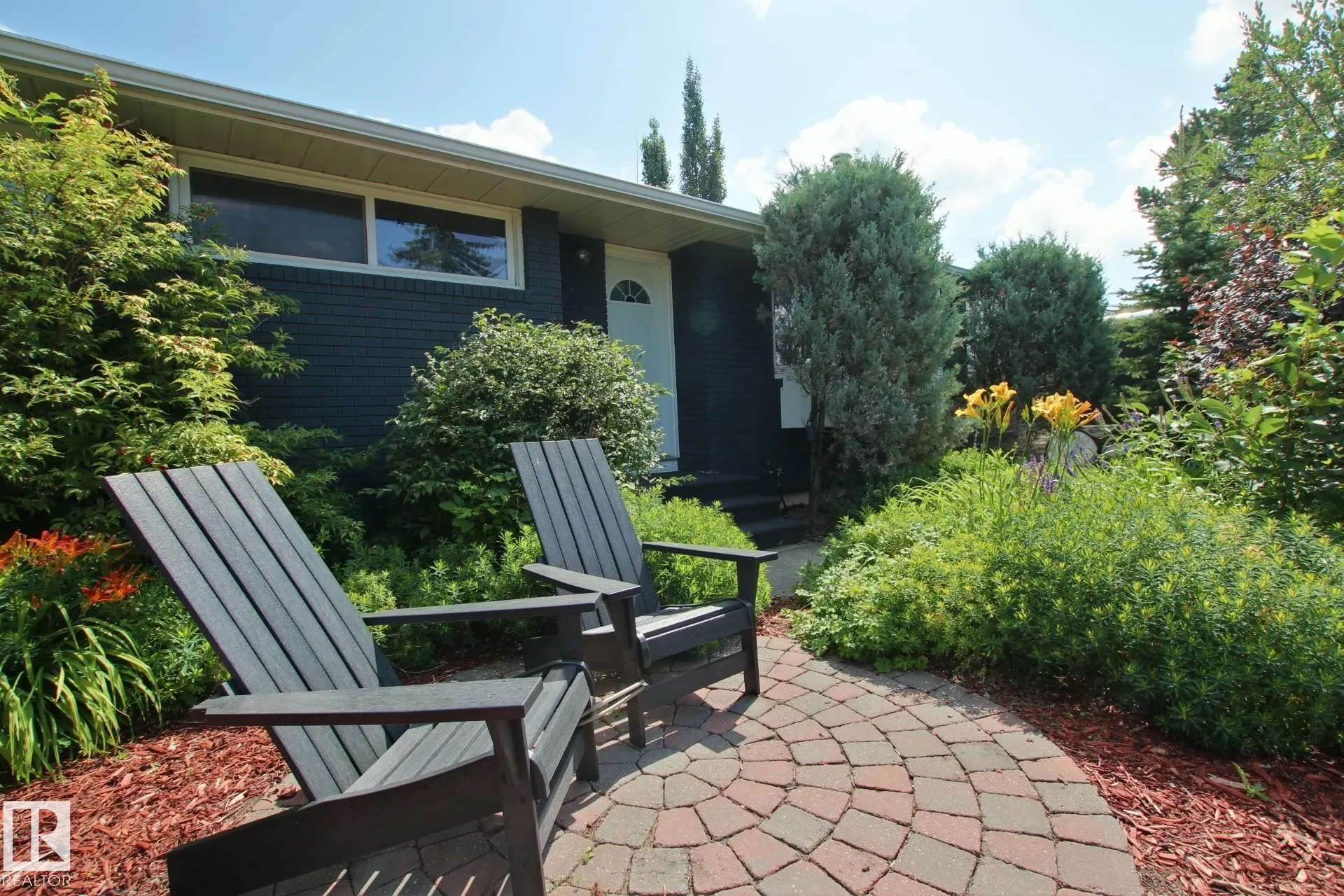 159 LAURIER Drive