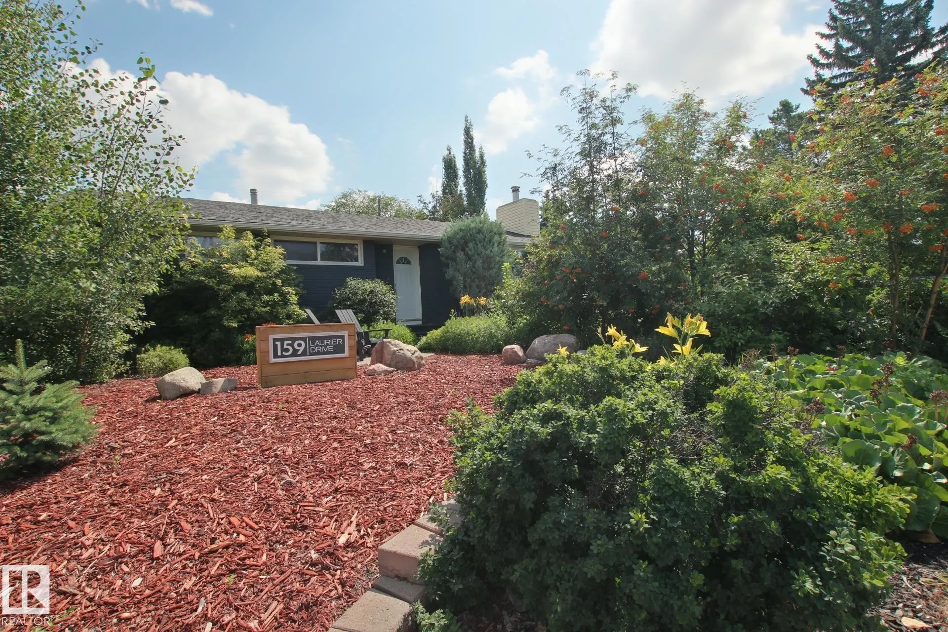 159 LAURIER Drive