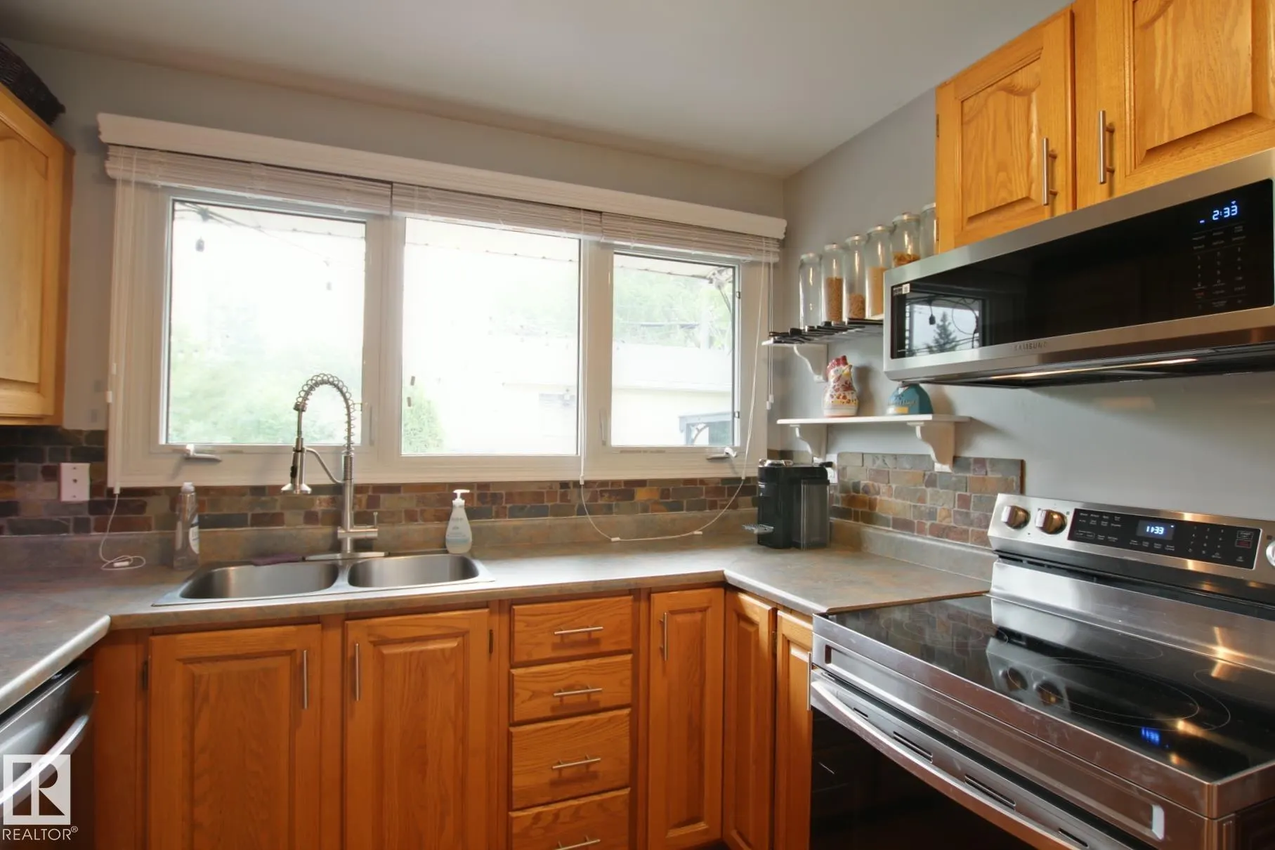 159 LAURIER Drive