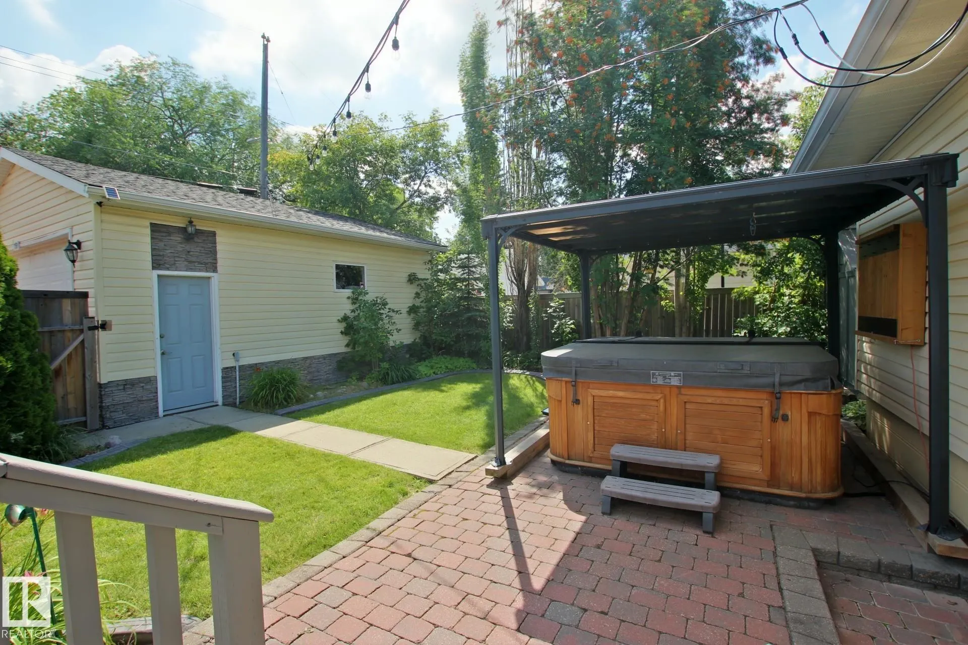 159 LAURIER Drive