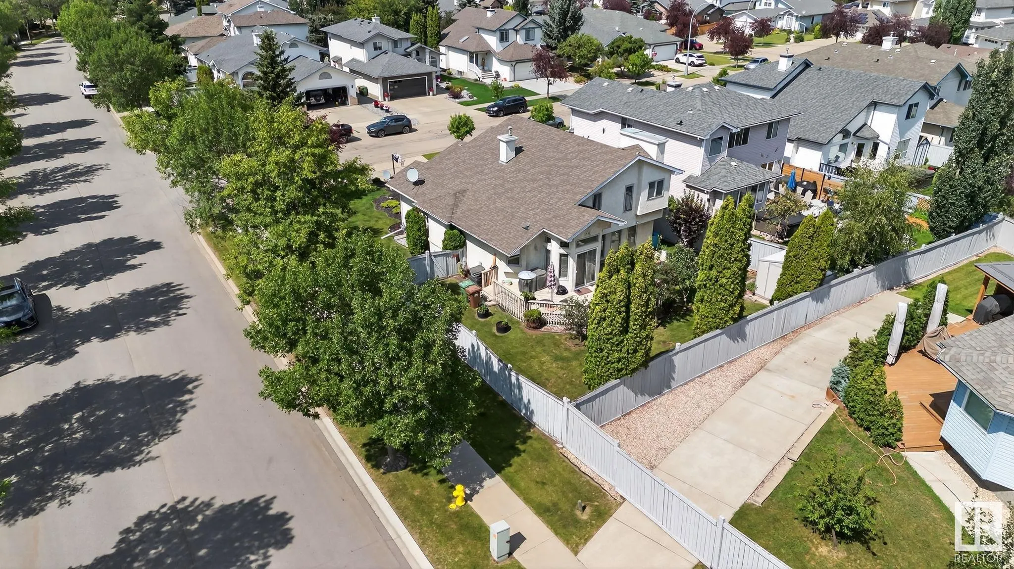 47 HUNTINGTON Crescent