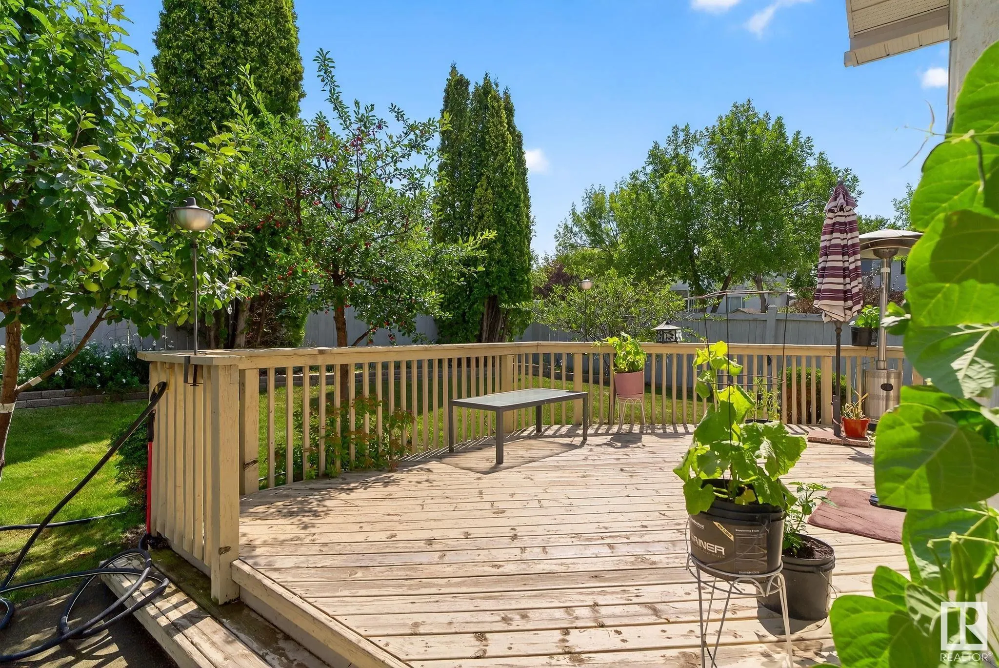 47 HUNTINGTON Crescent
