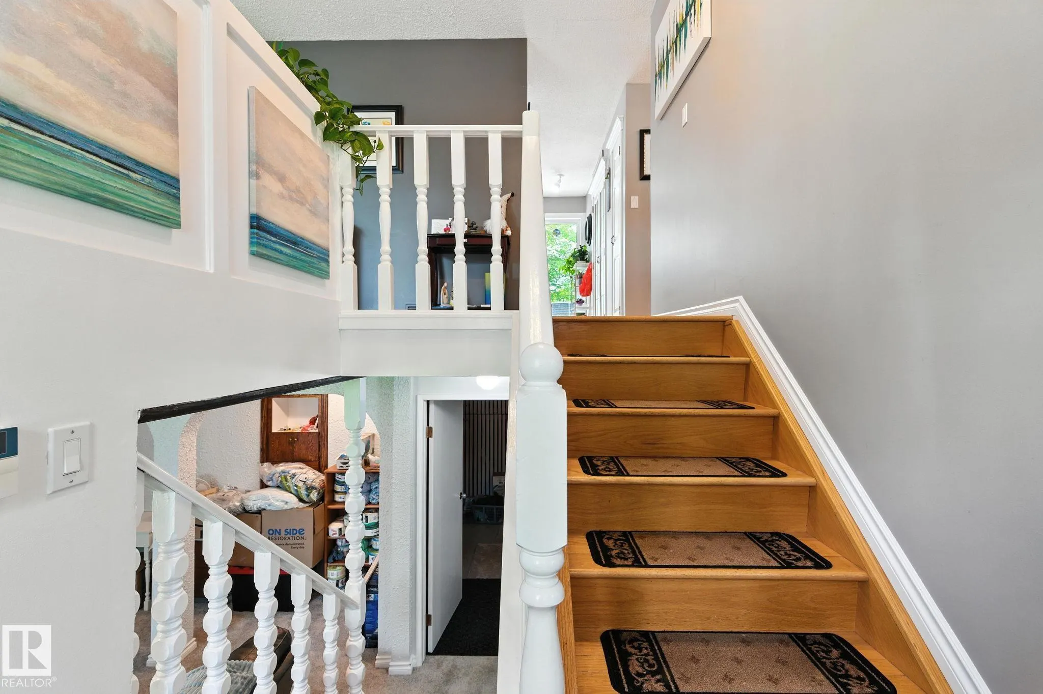 17 AMBER Crescent