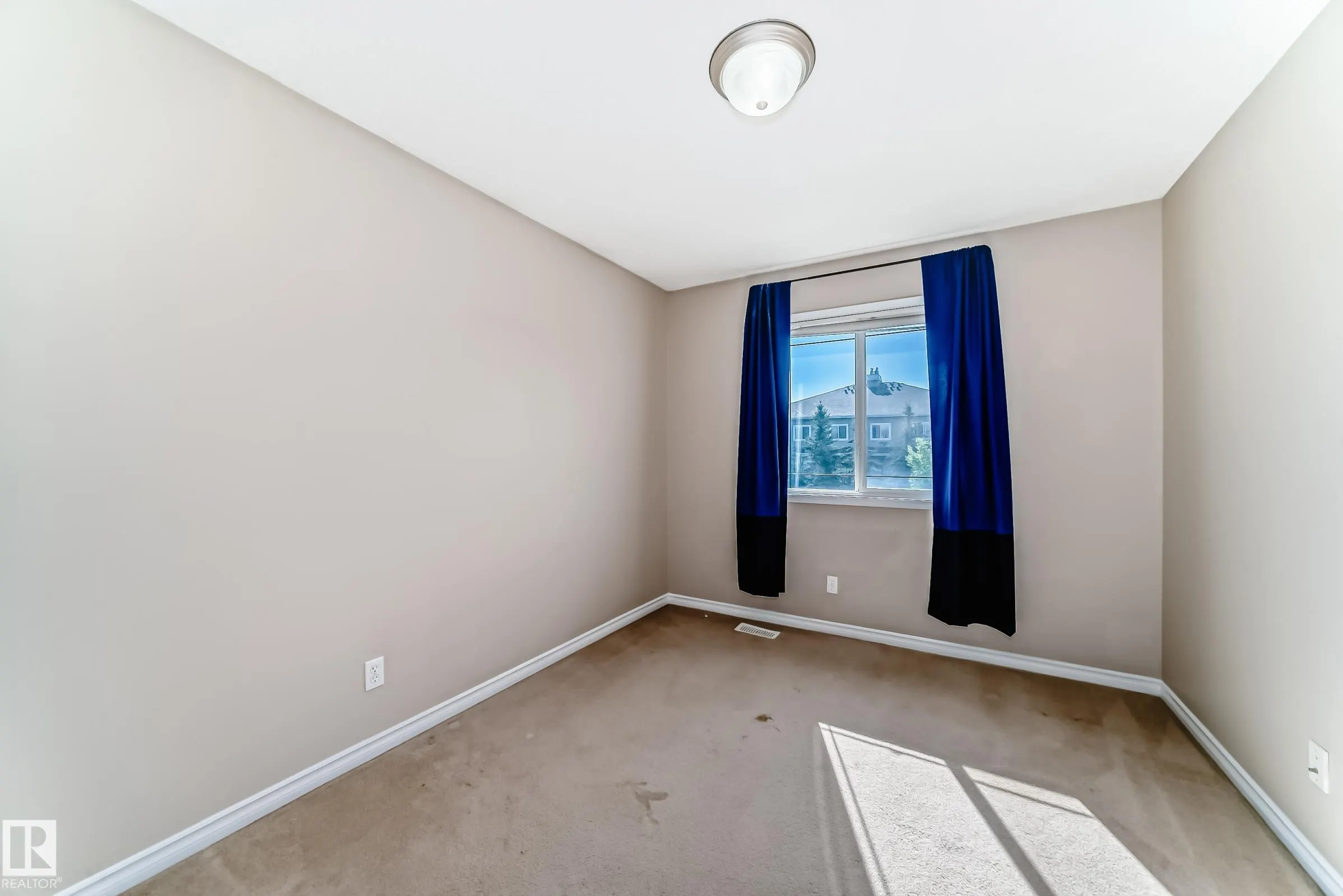 149 BRIDGEPORT Boulevard