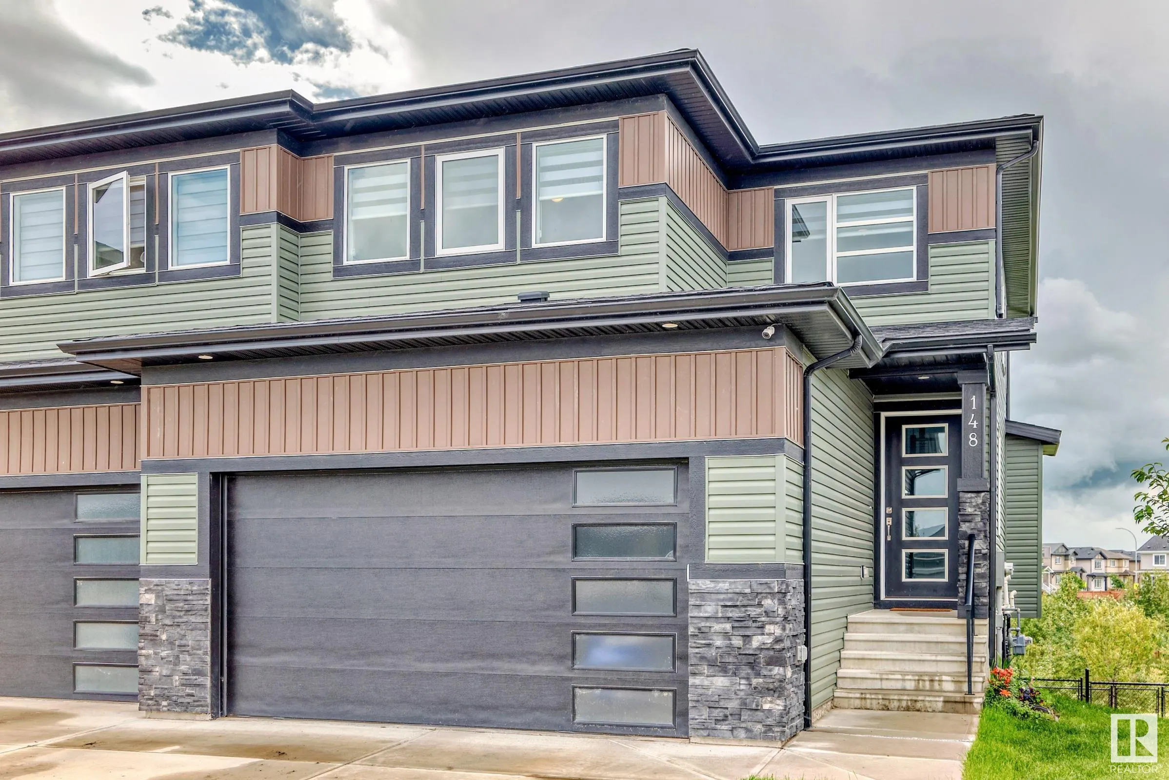 148 ASTON Bend