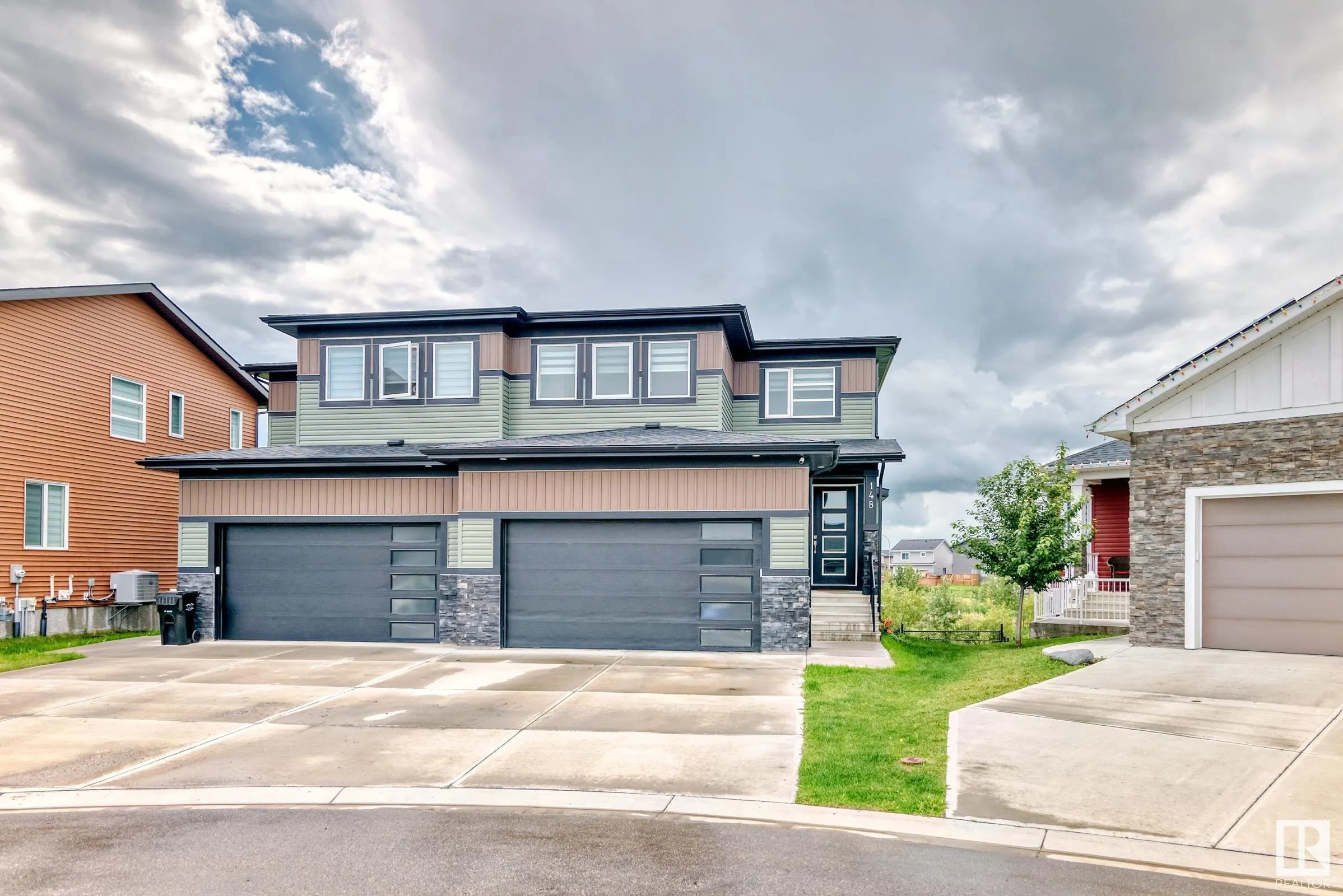 148 ASTON Bend