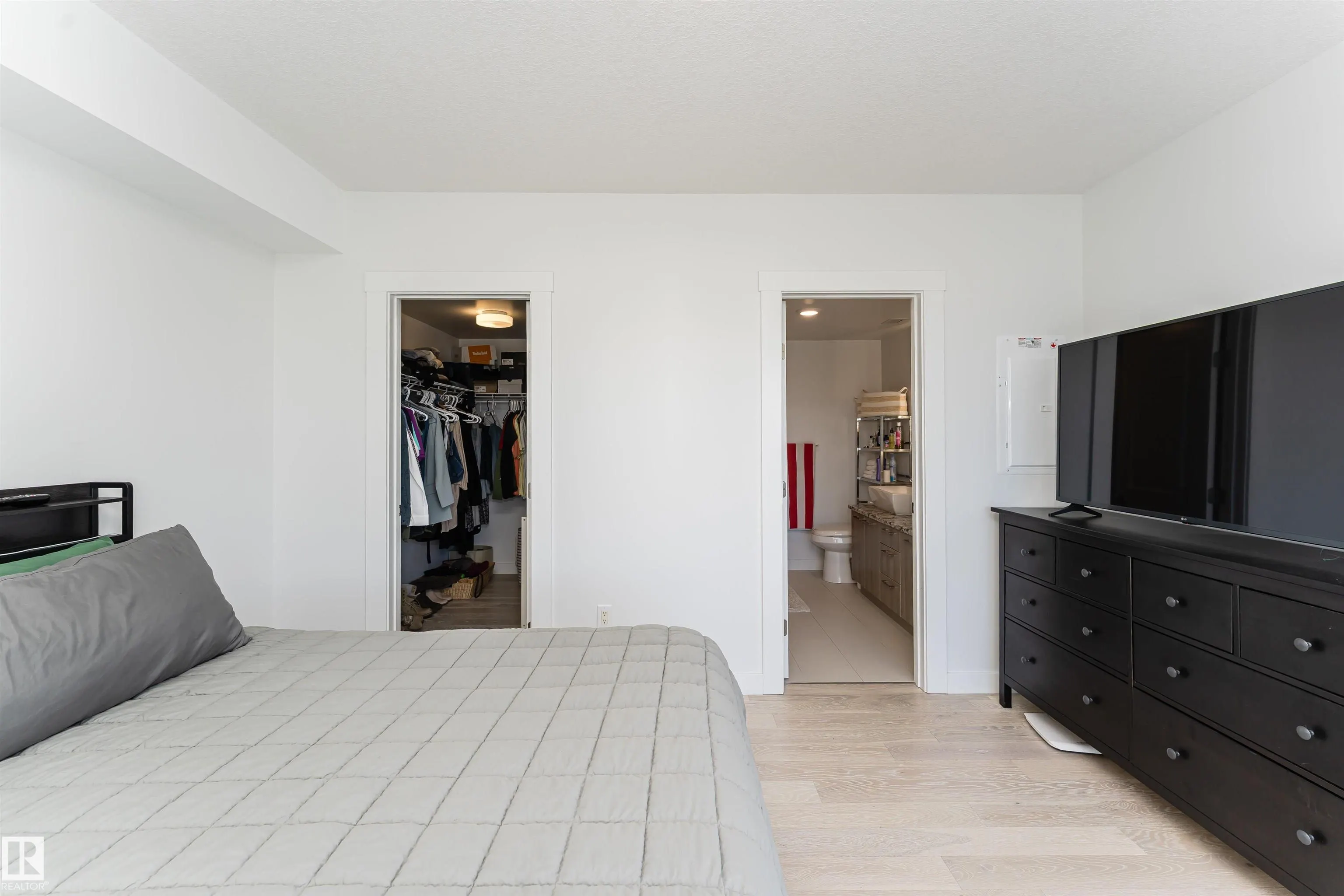 9720 106 Street