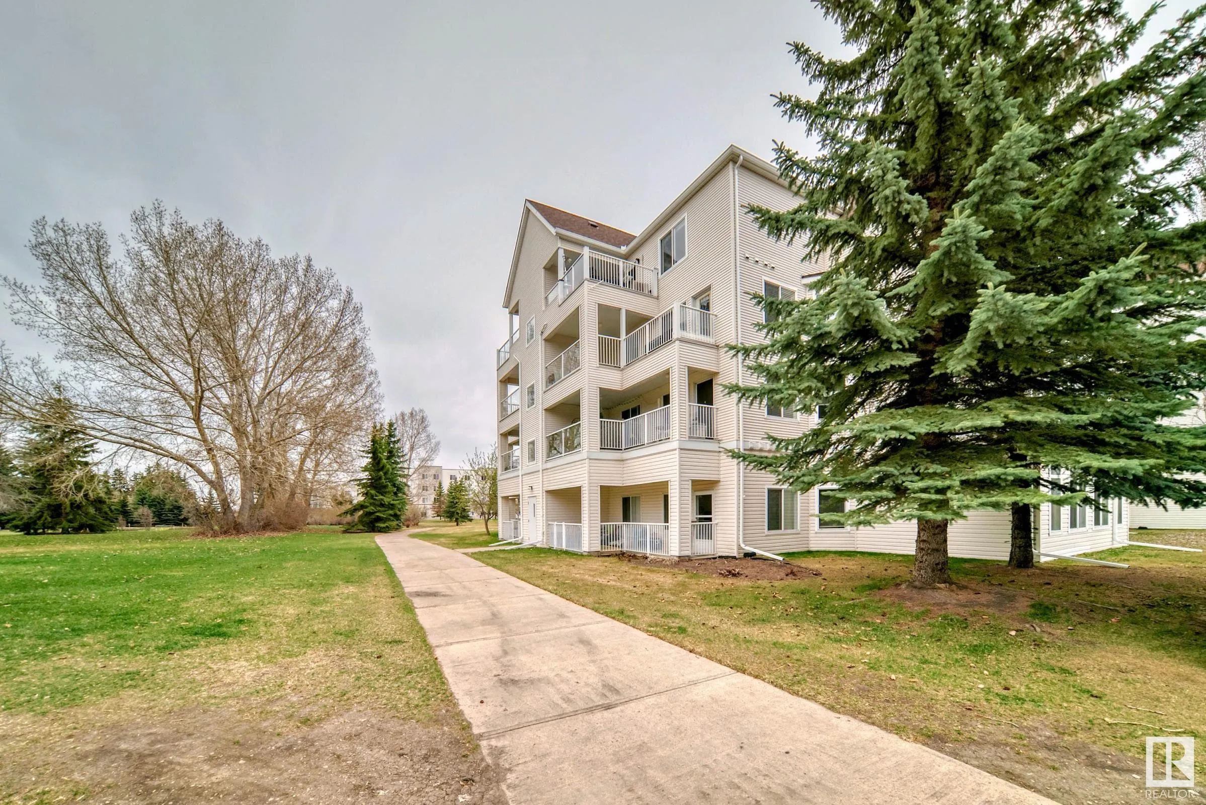 78 McKenney Avenue