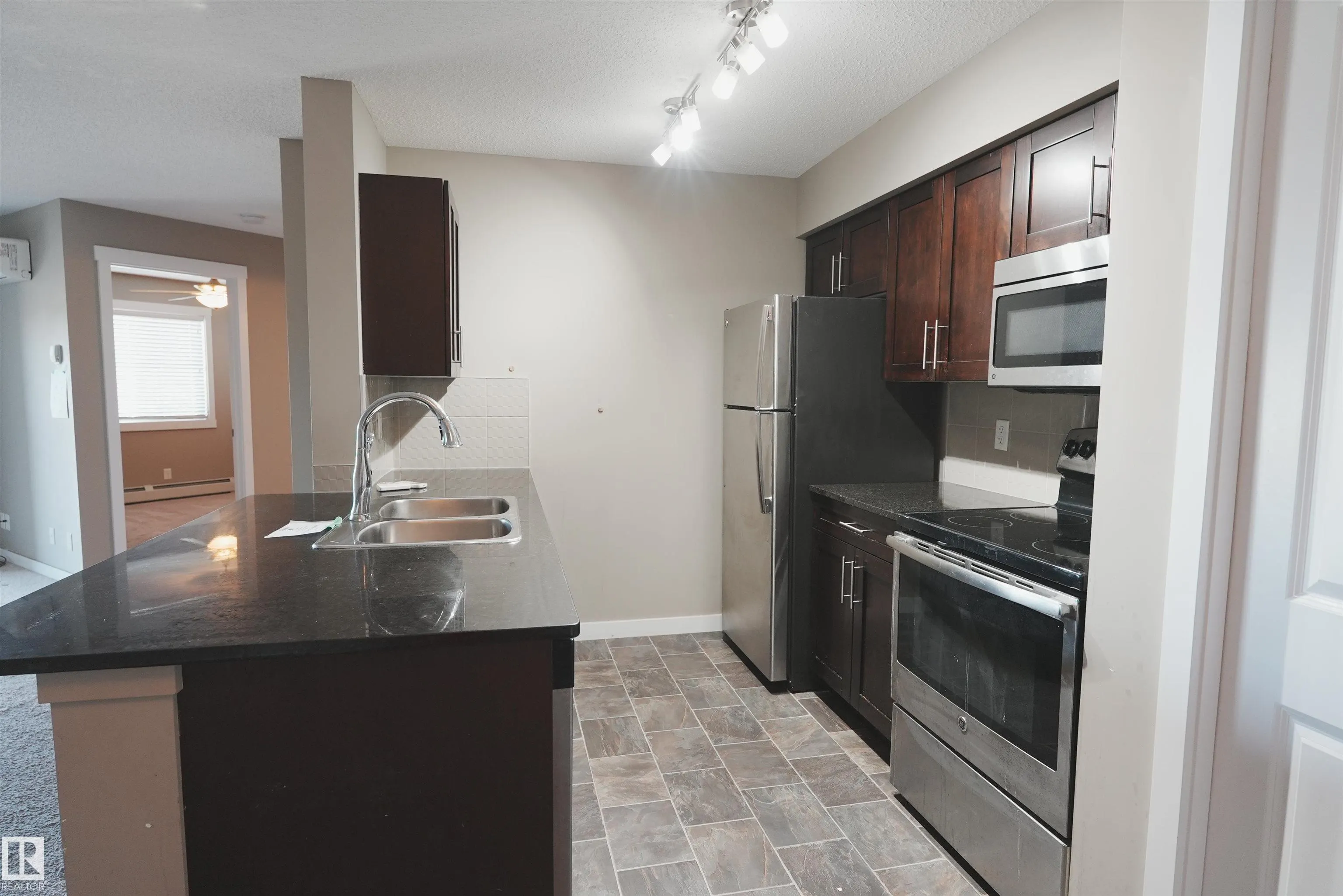 3211 James Mowatt Trail