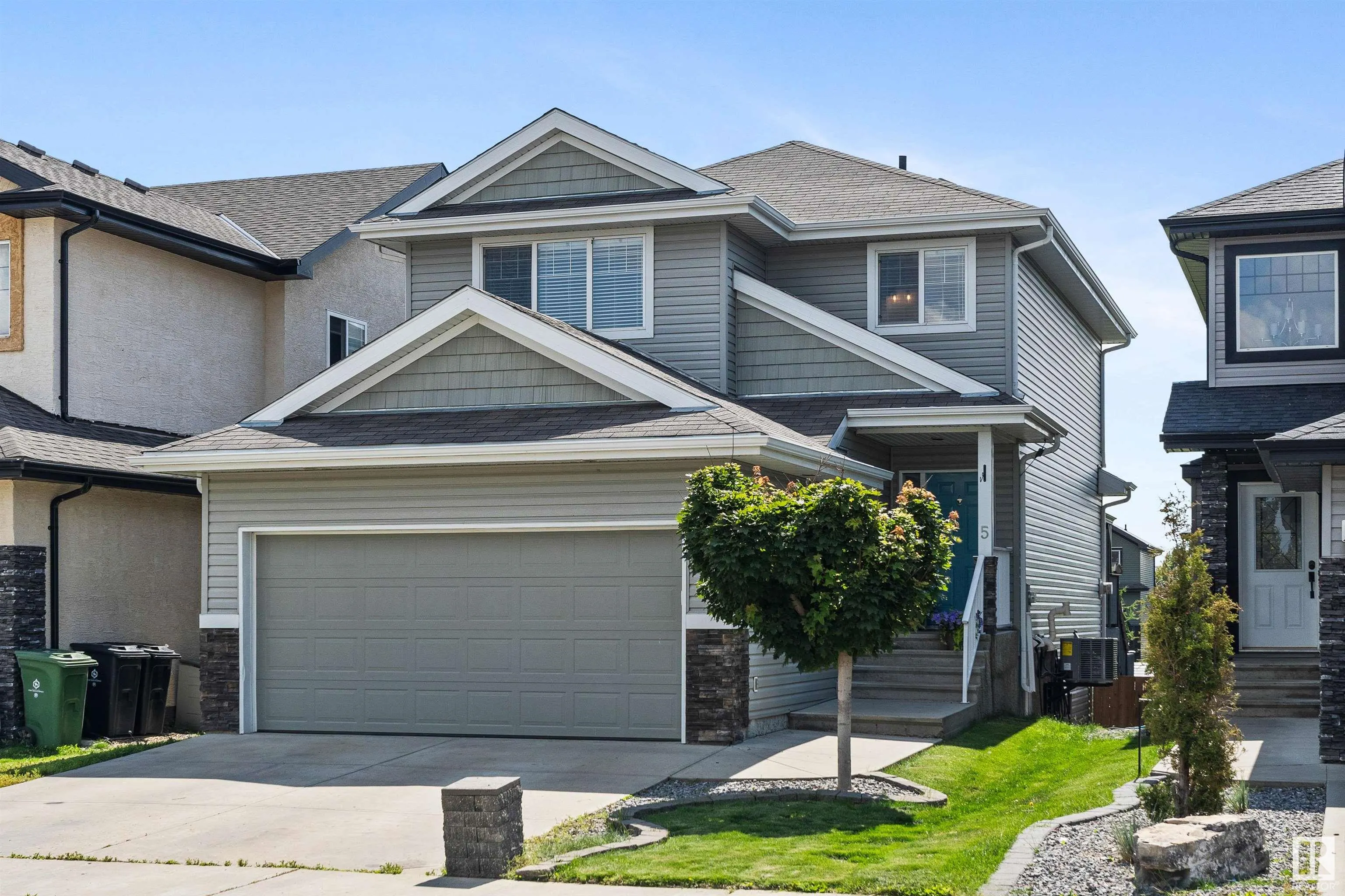 5 CRANSTON Place