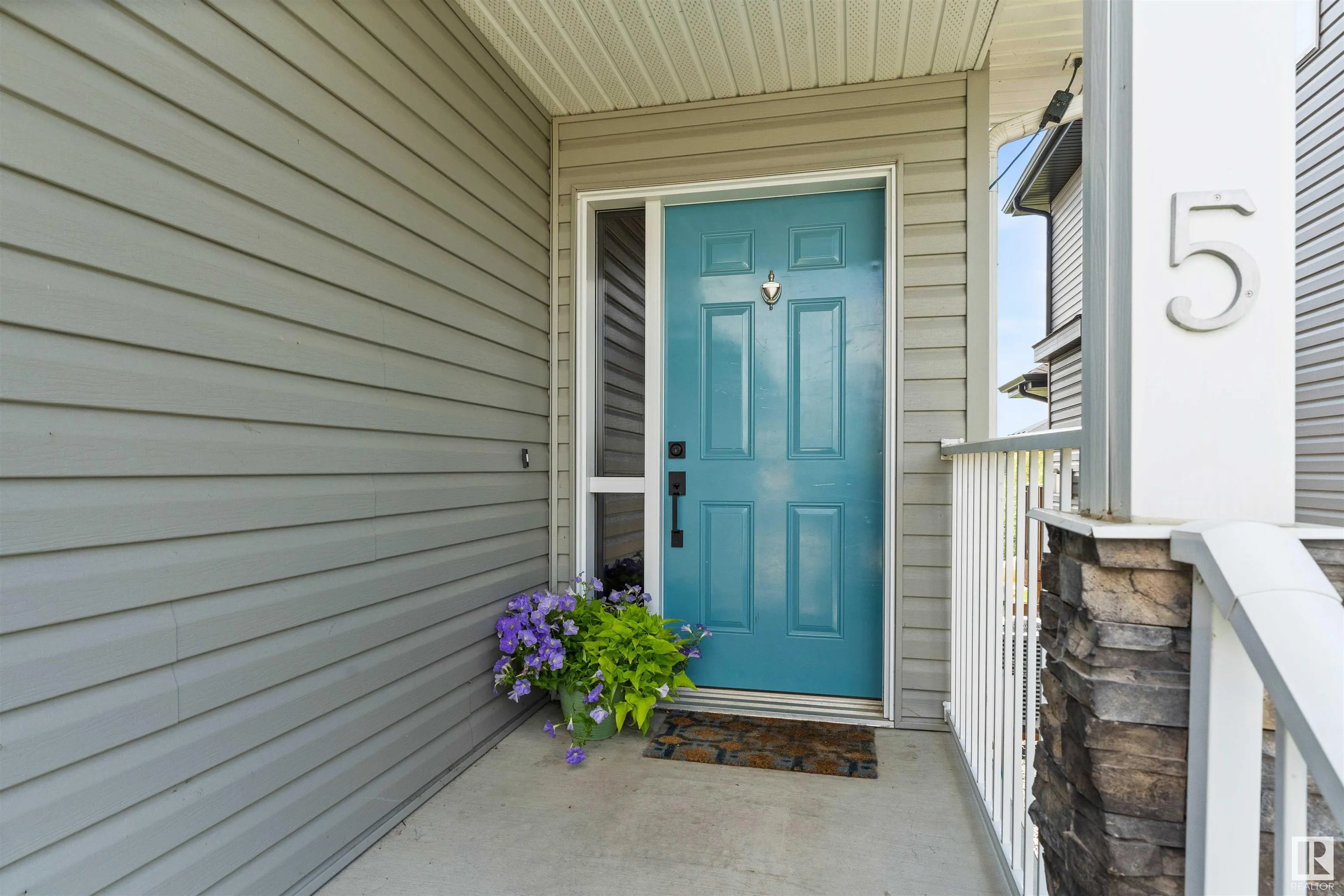 5 CRANSTON Place