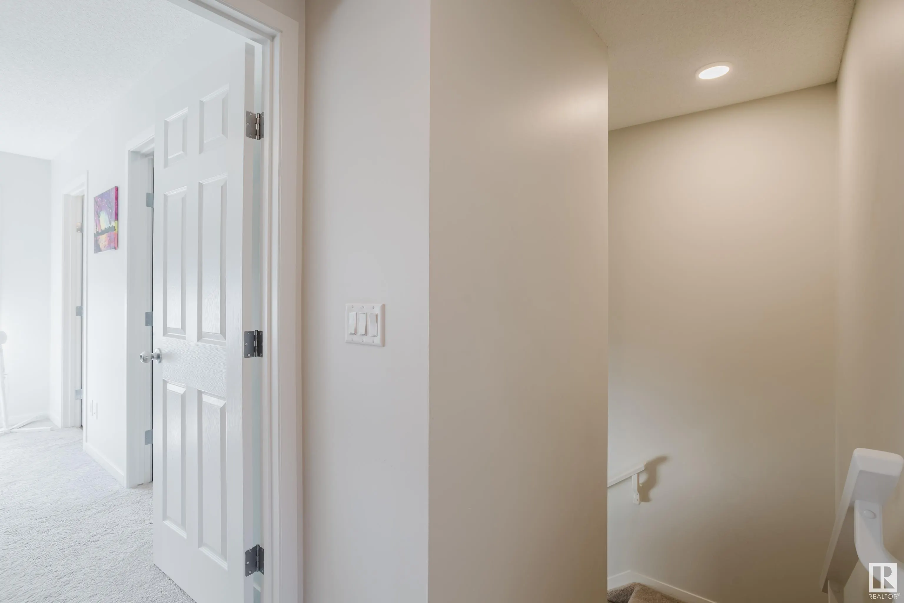 5210 LARK Crescent