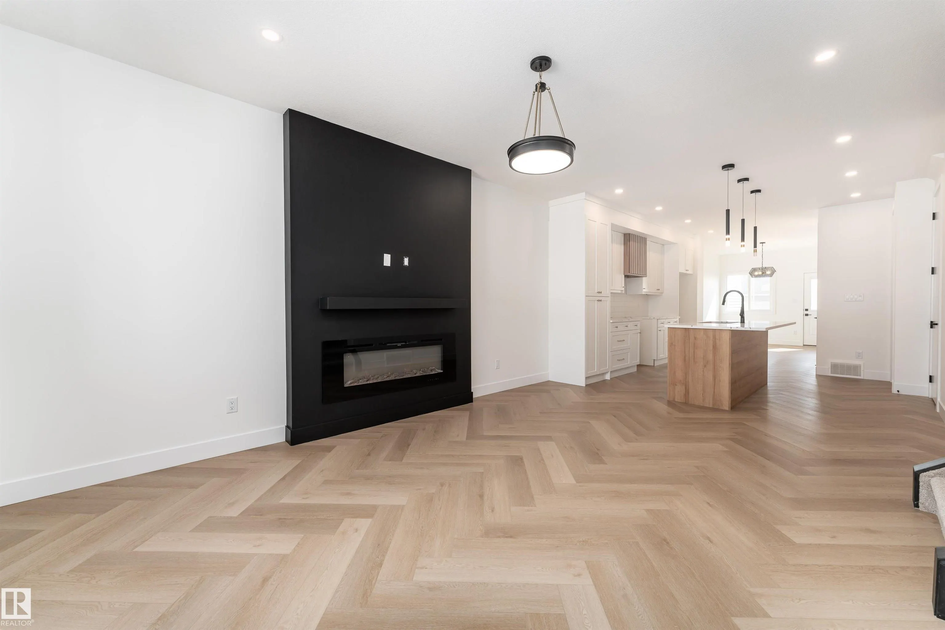 3127 Magpie Way
