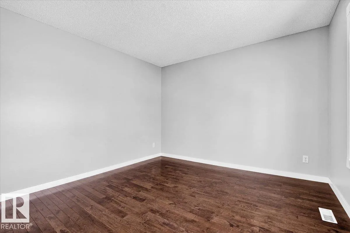 12836 144 Avenue