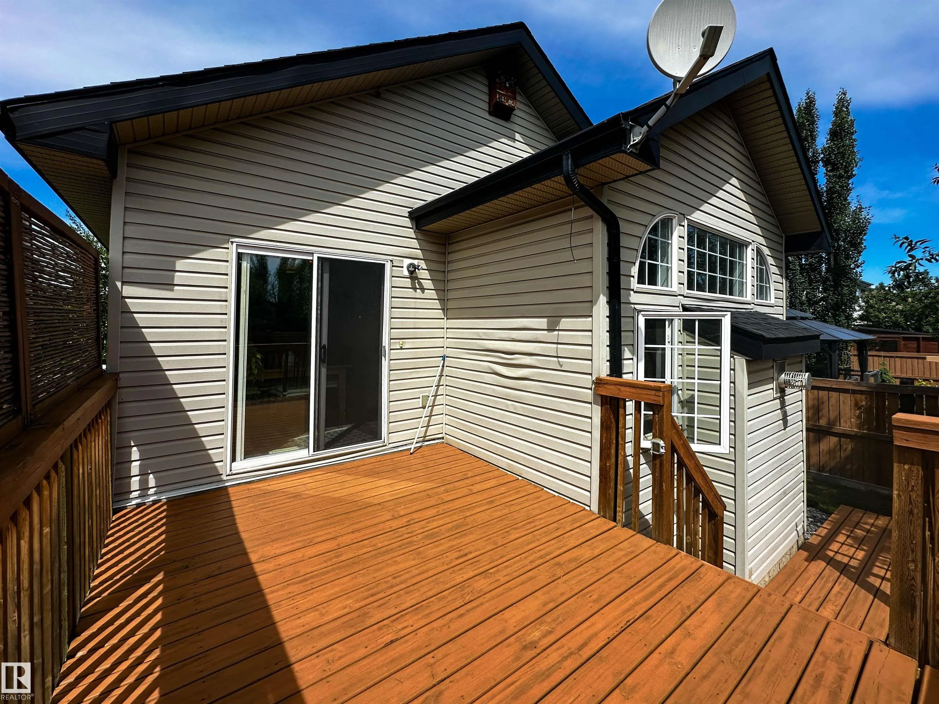 68 NEWMARKET Way