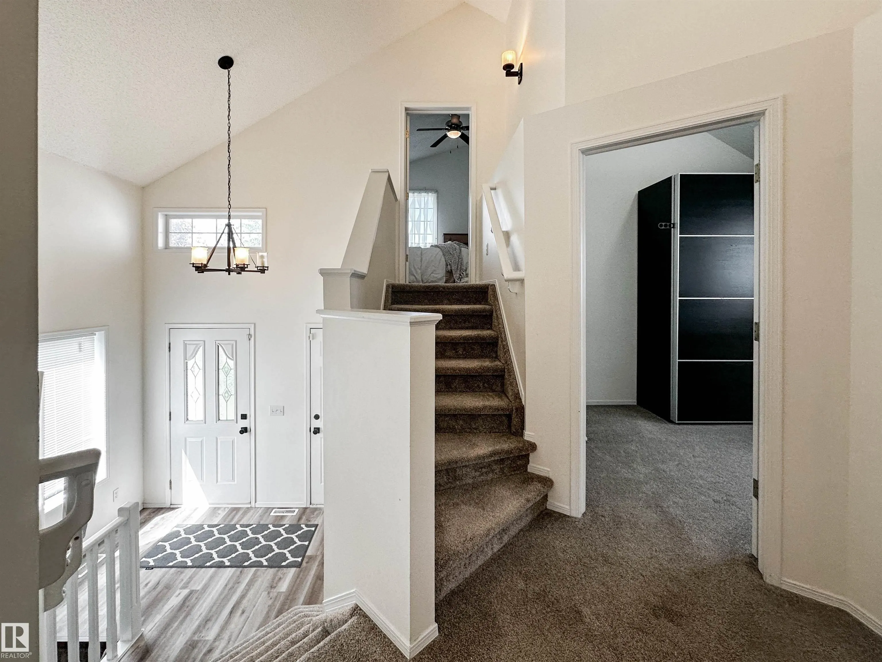 68 NEWMARKET Way