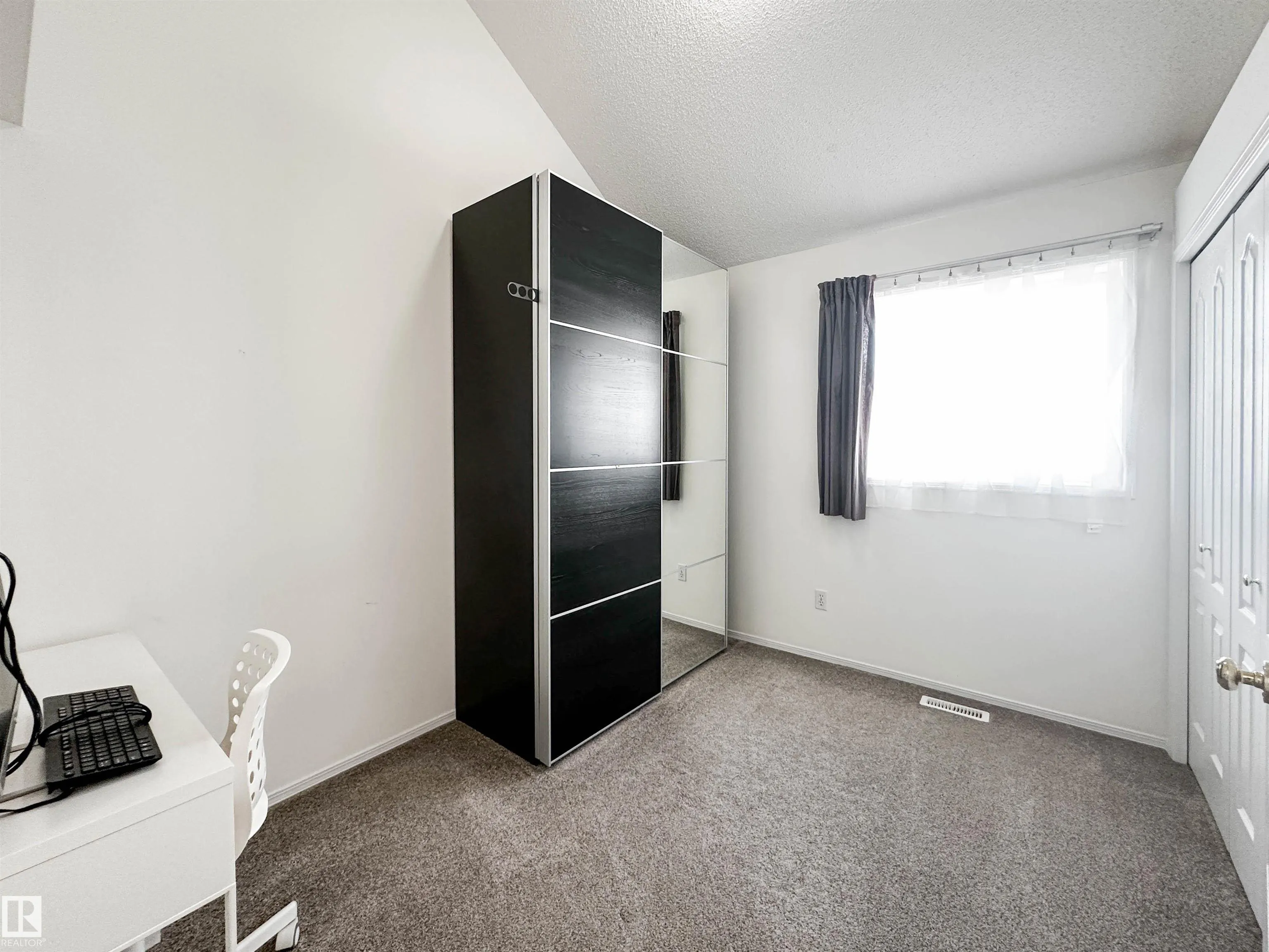 68 NEWMARKET Way