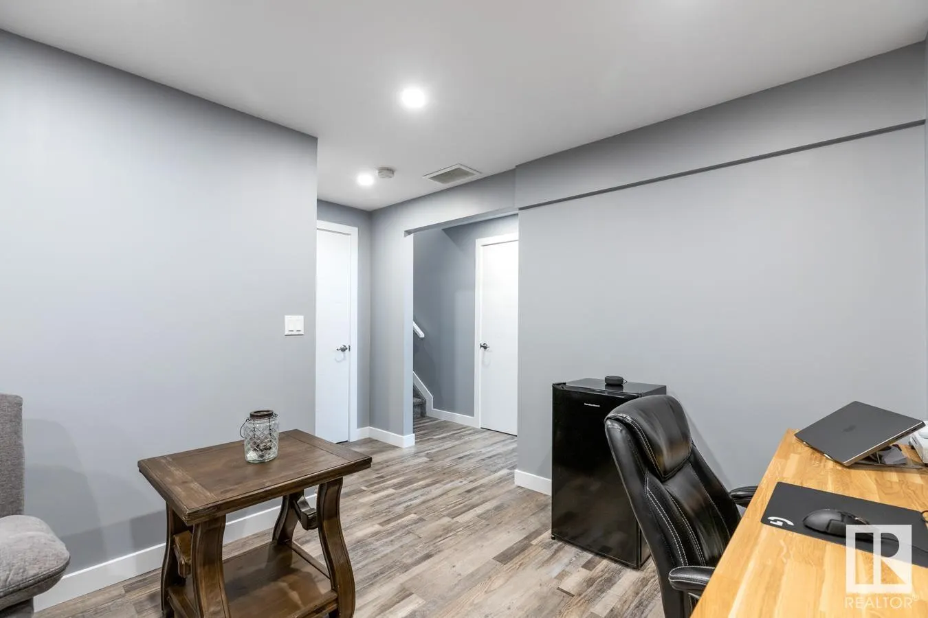 1009 BERG Place