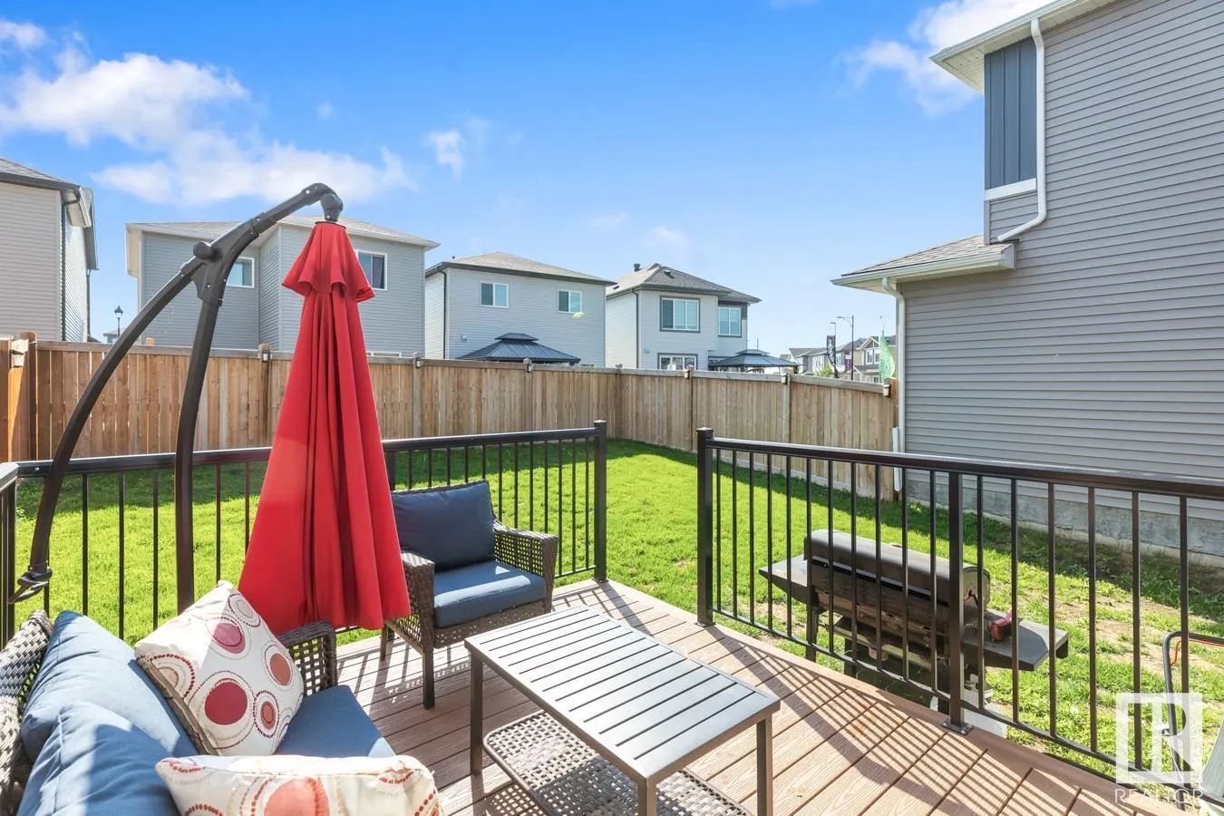 1009 BERG Place