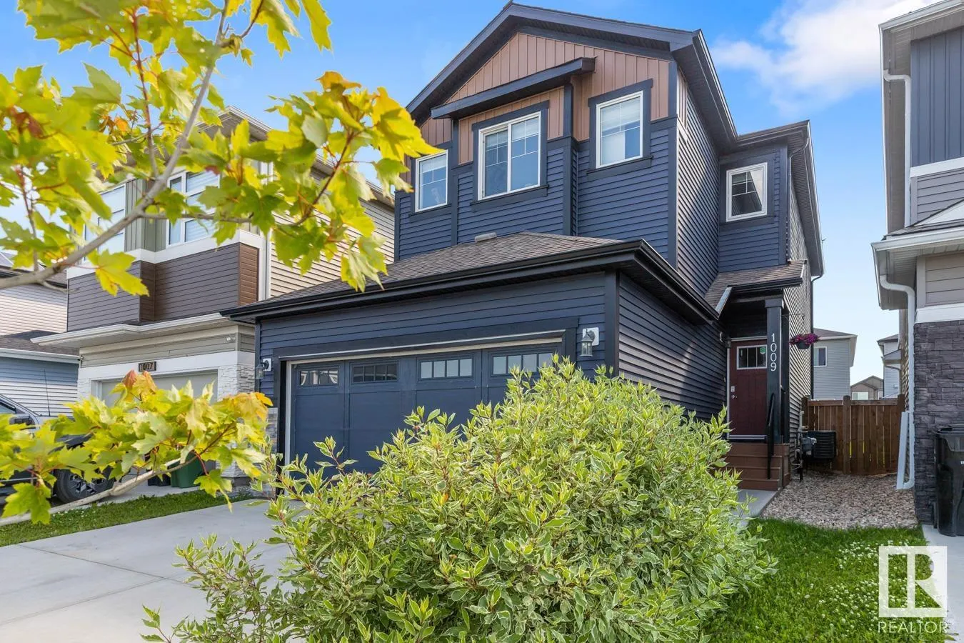 1009 BERG Place