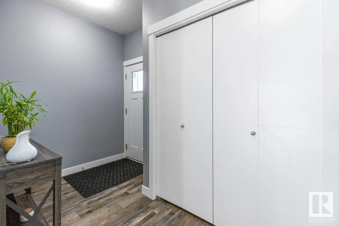 1009 BERG Place