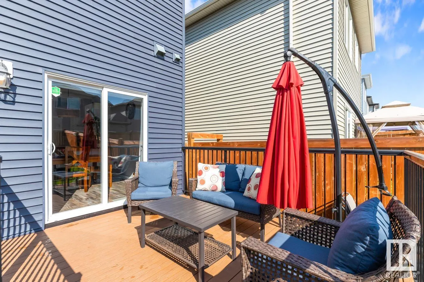 1009 BERG Place
