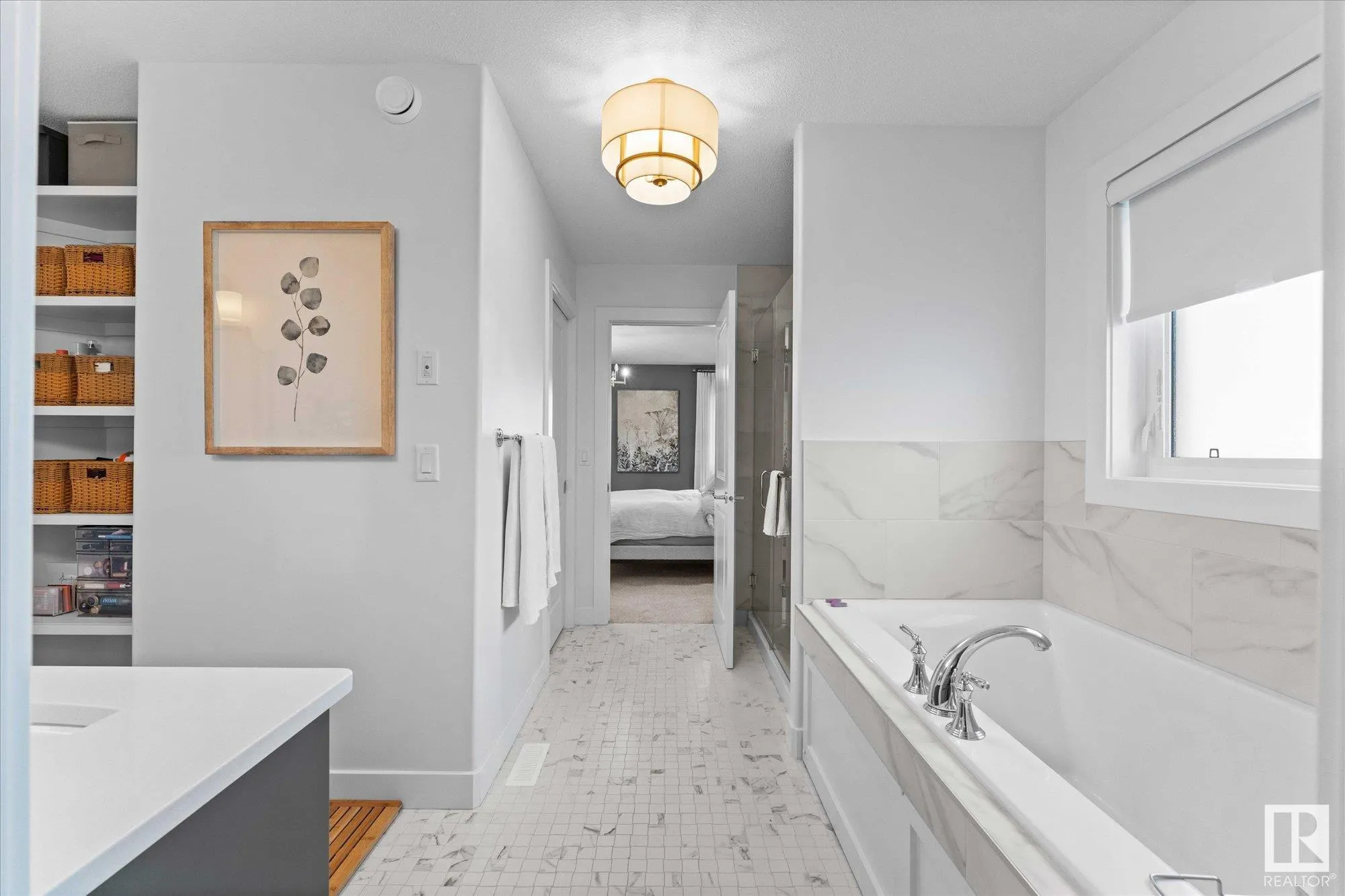 6828 KNOX Loop