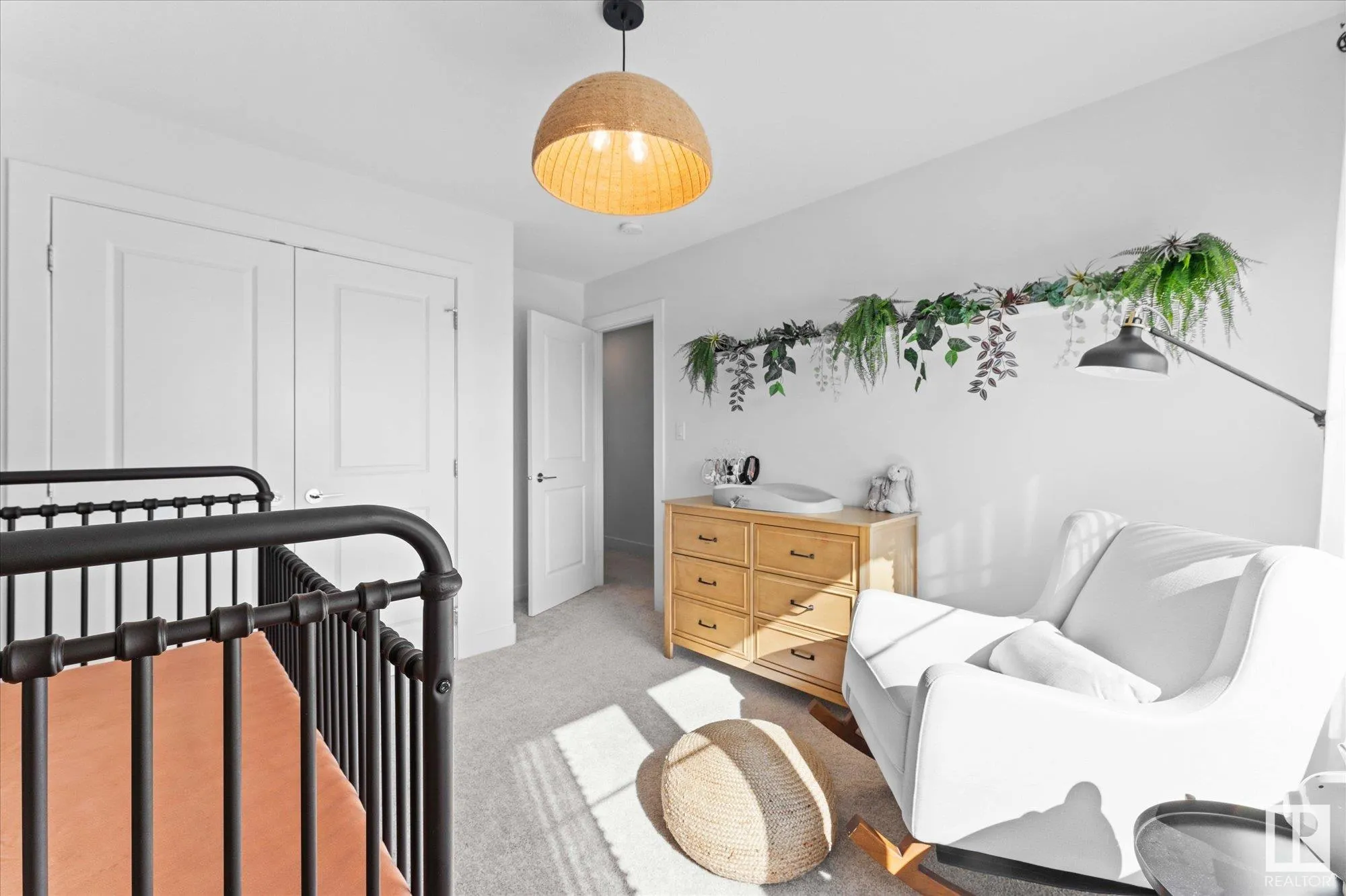 6828 KNOX Loop