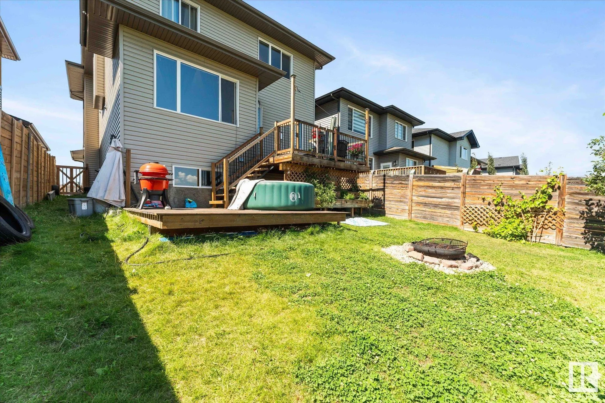 66 KENSINGTON Close