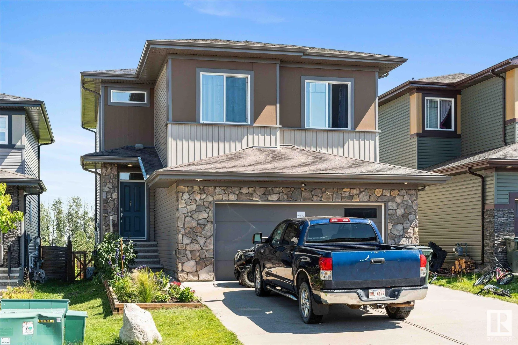 66 KENSINGTON Close