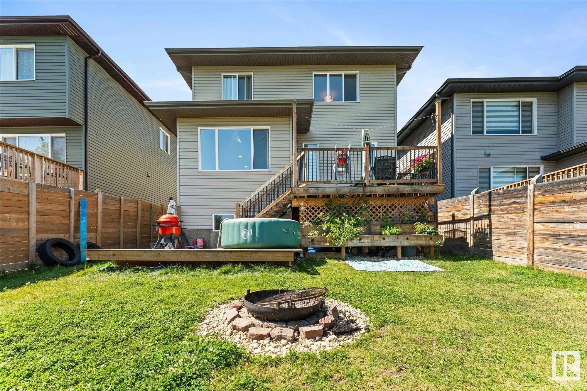 66 KENSINGTON Close