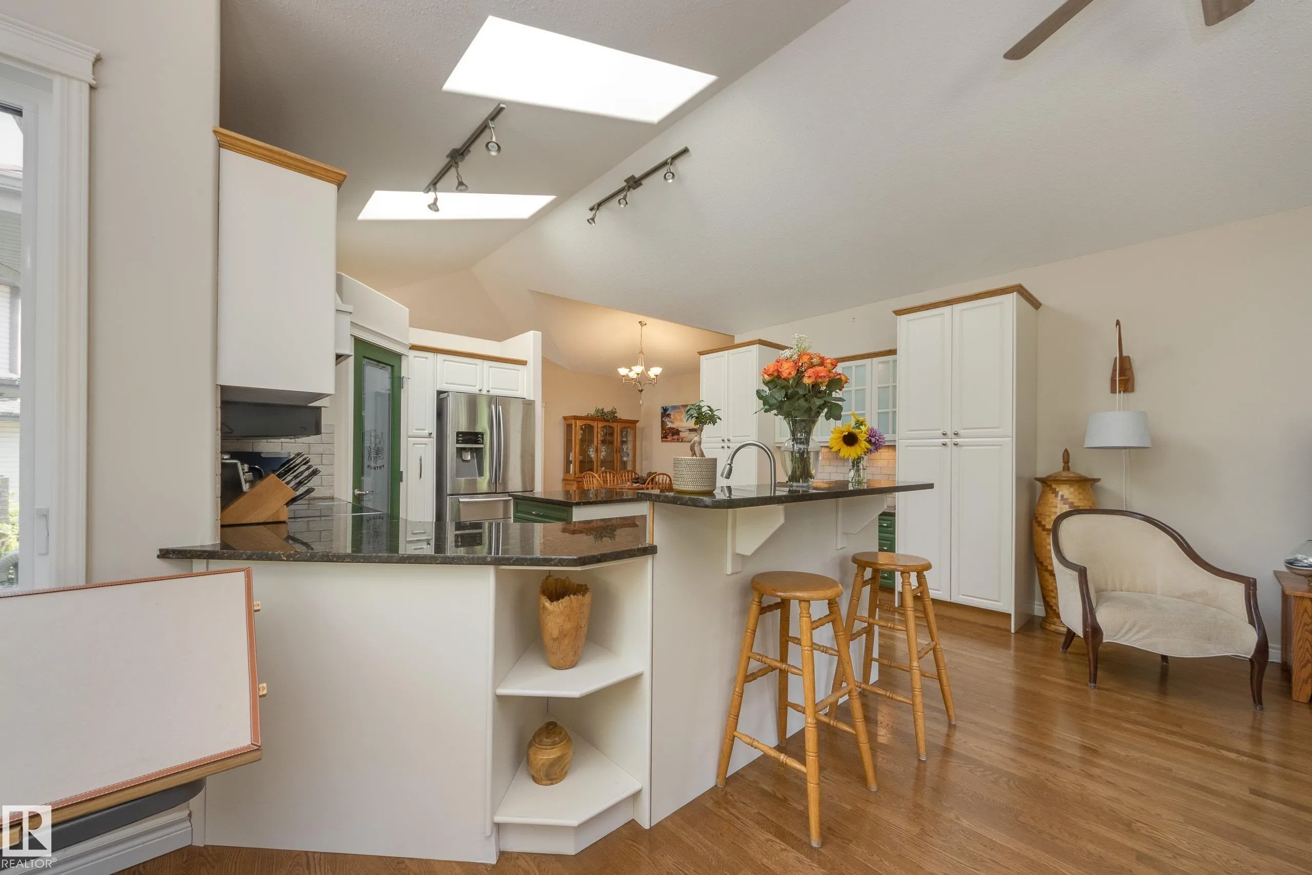 8 EMBER Court