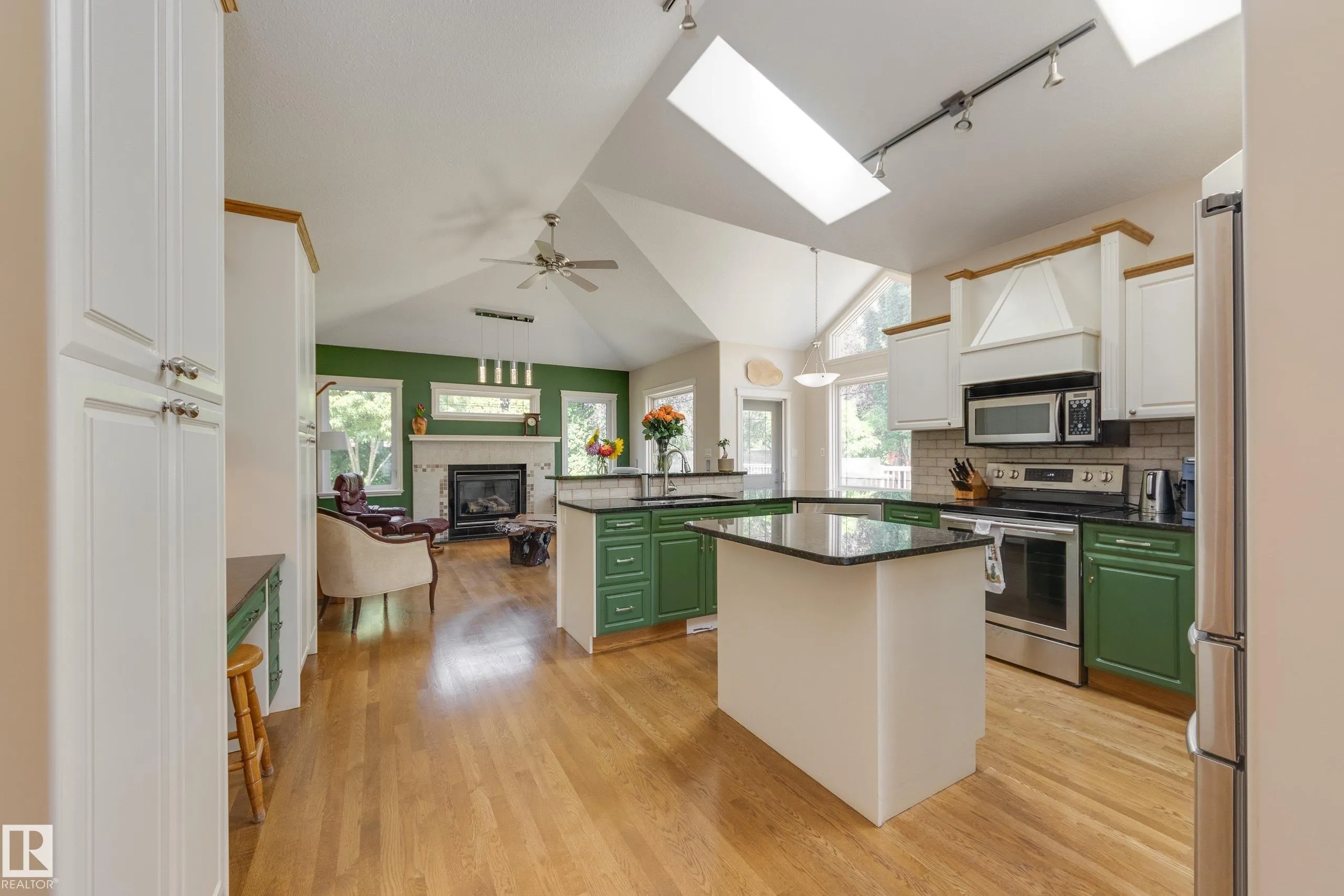 8 EMBER Court