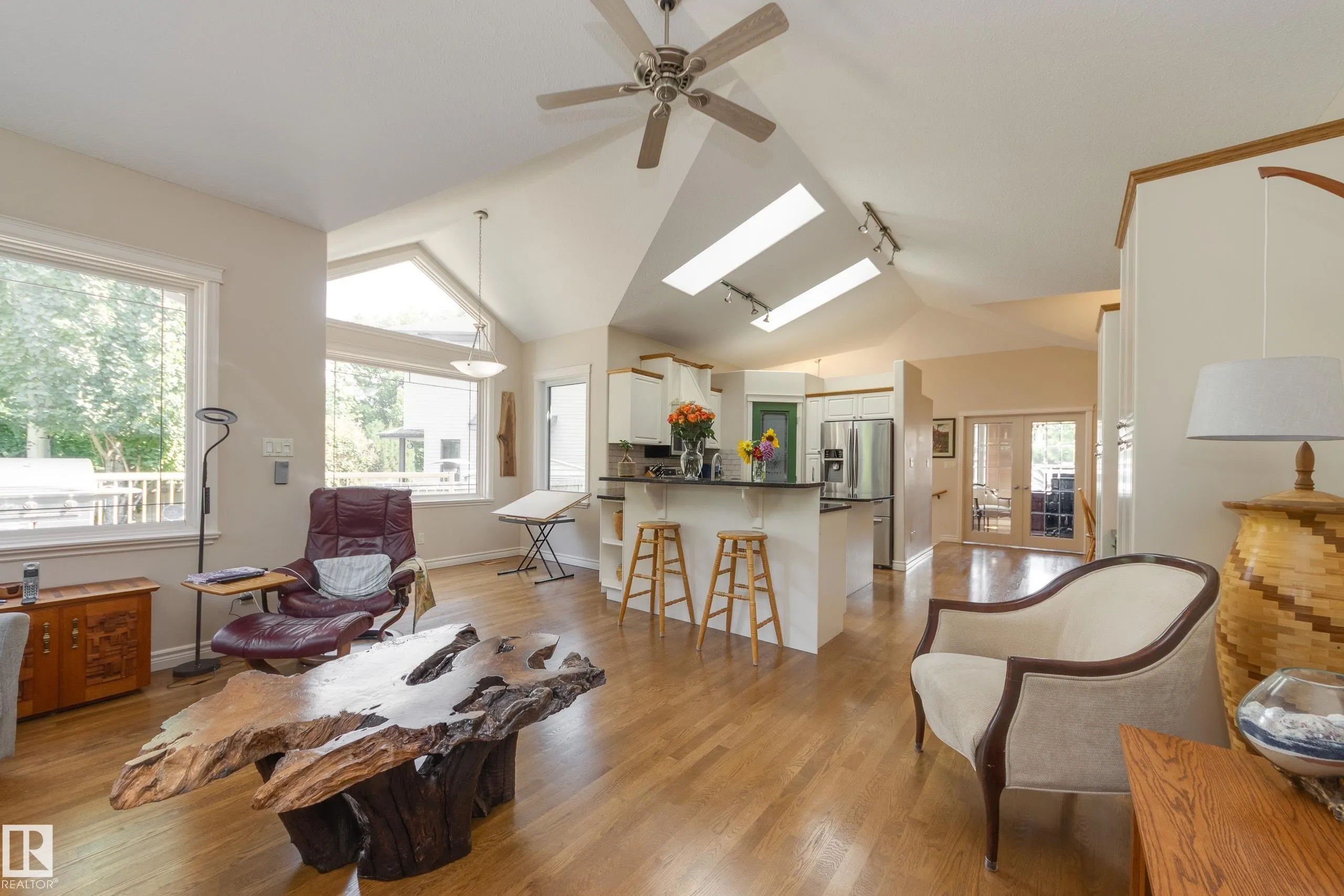 8 EMBER Court