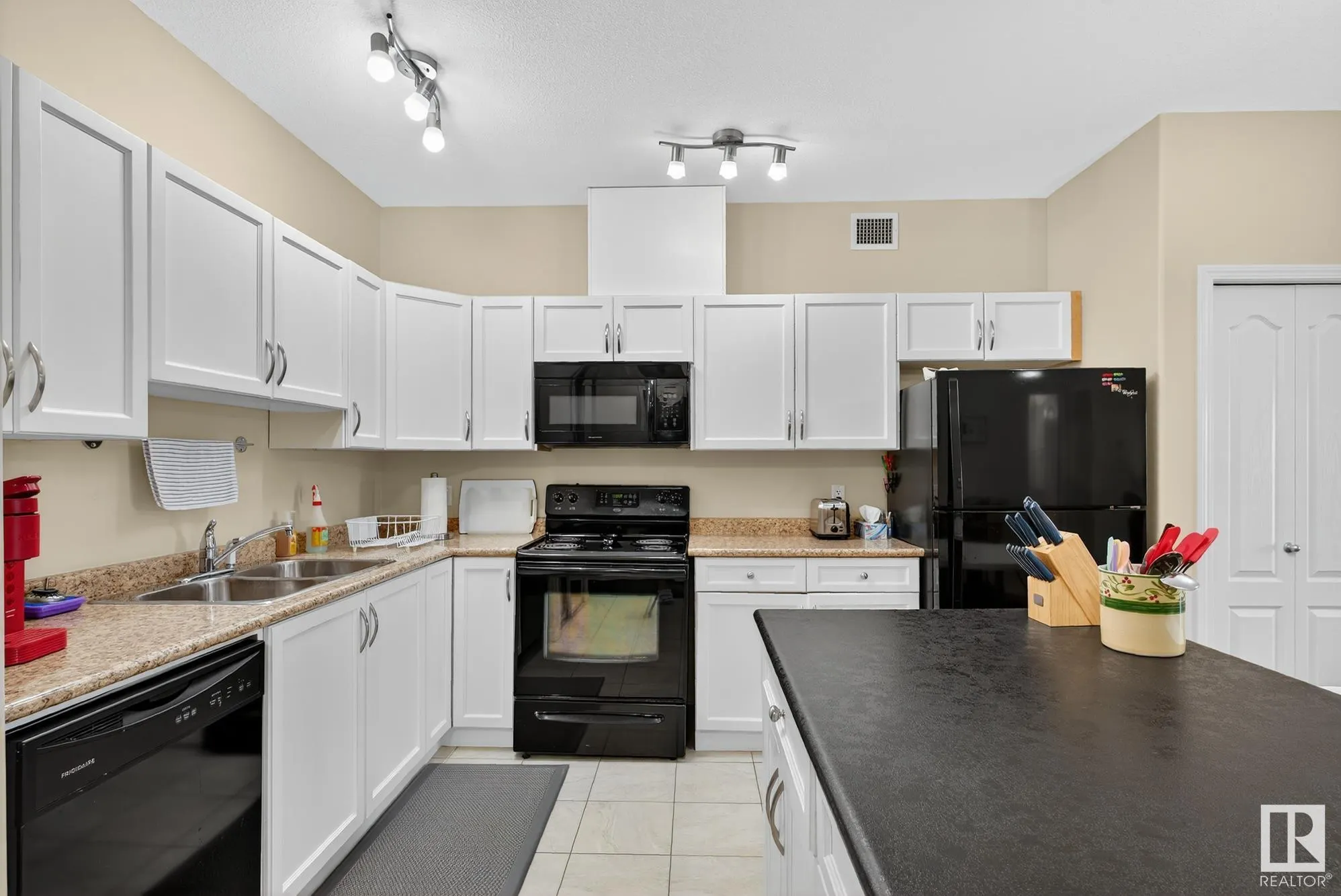 105 WEST HAVEN Drive
