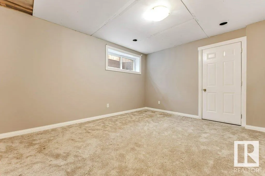 123 CHAMPLAIN Place