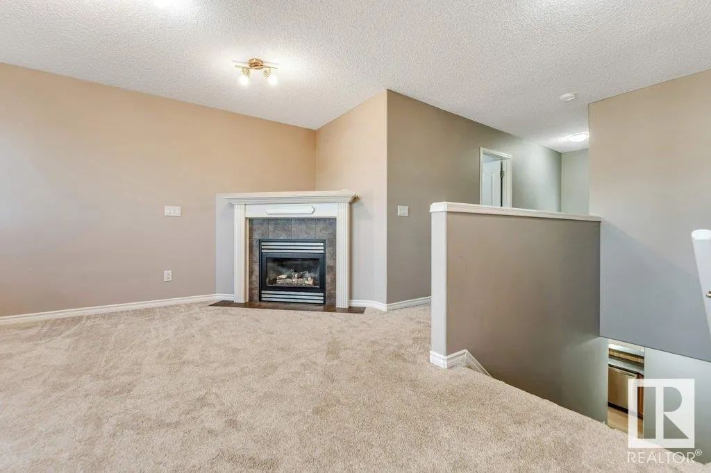 123 CHAMPLAIN Place