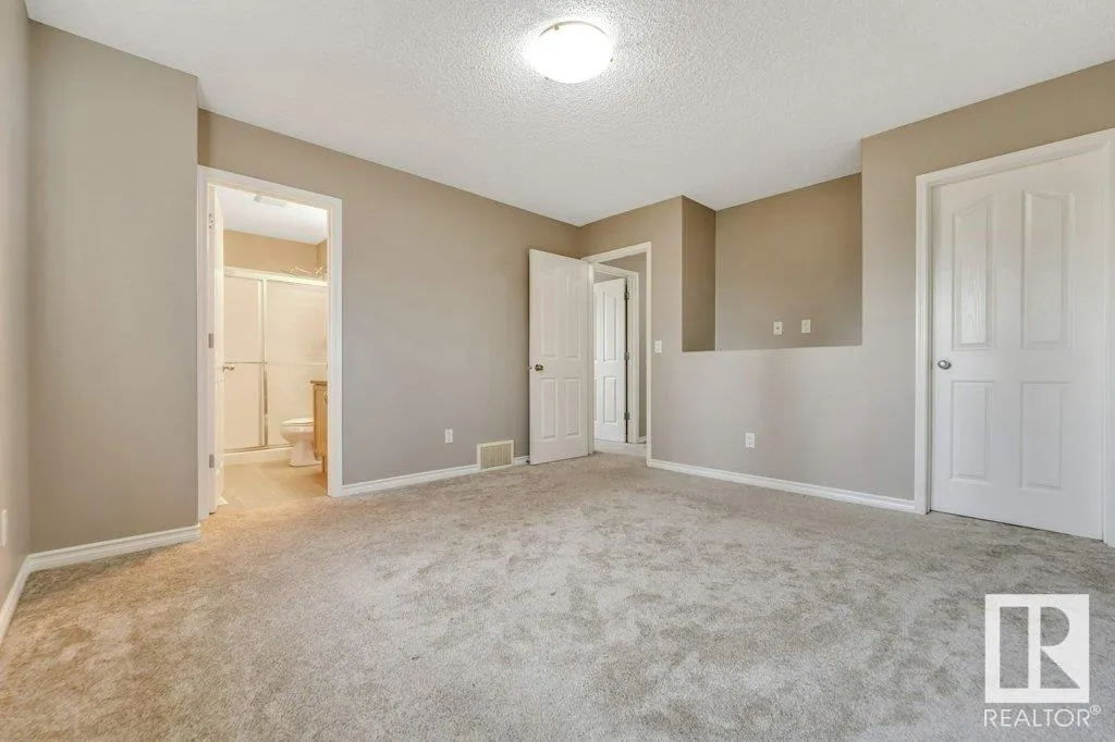 123 CHAMPLAIN Place