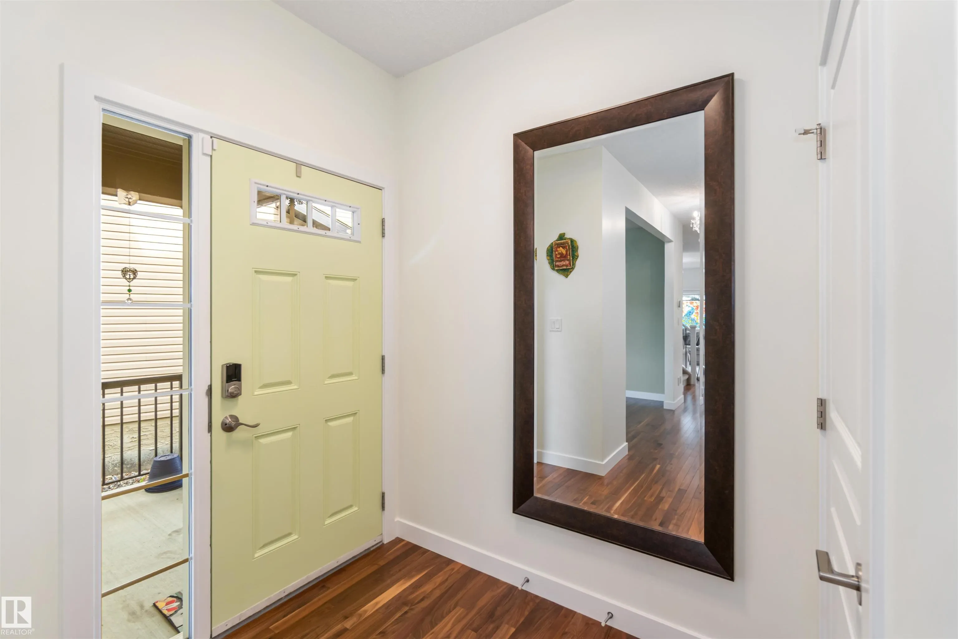 6719 SPEAKER Place