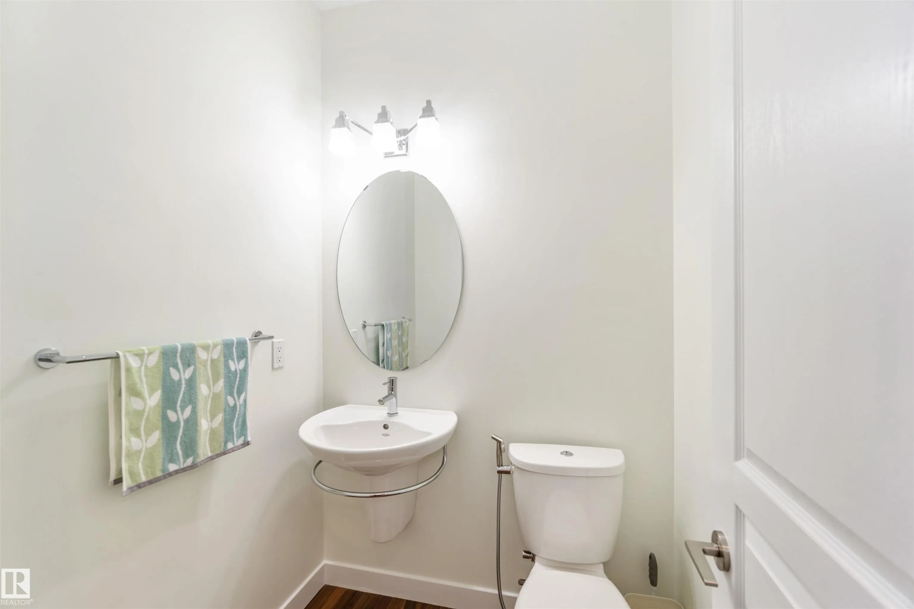 6719 SPEAKER Place