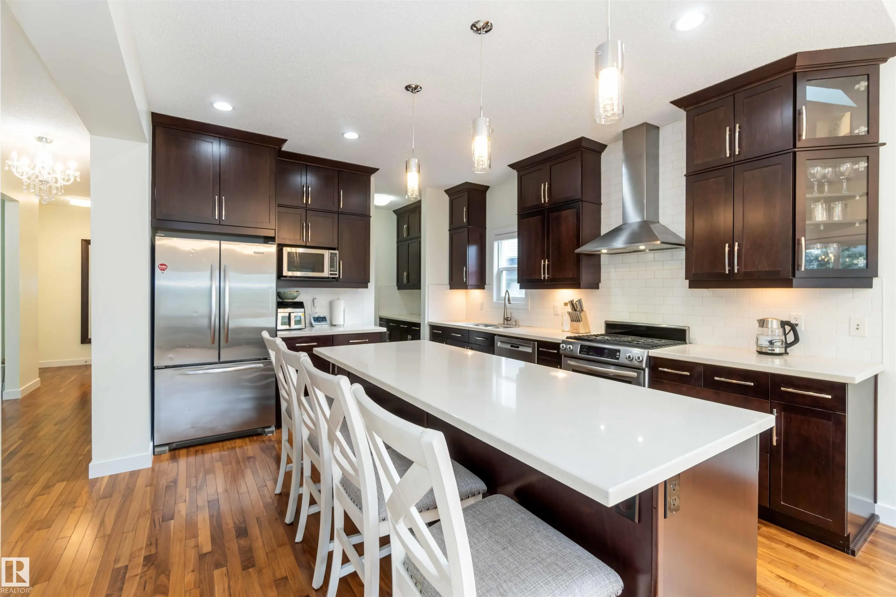 6719 SPEAKER Place